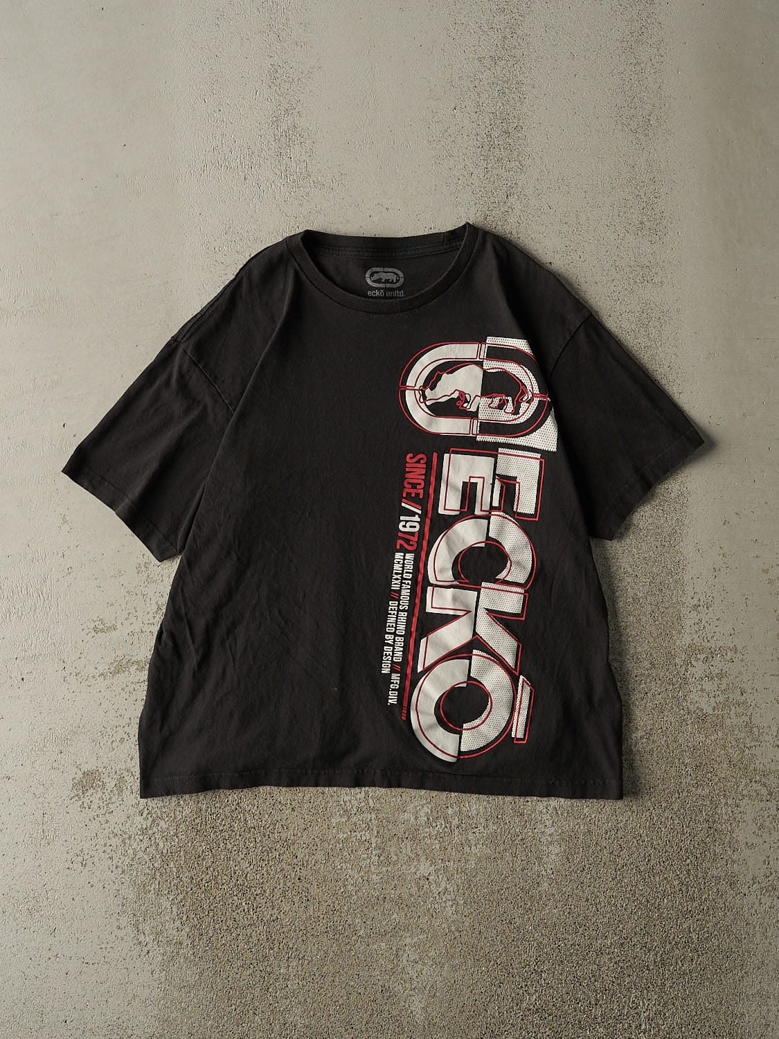 Vintage Y2K Black Ecko Tee (L)