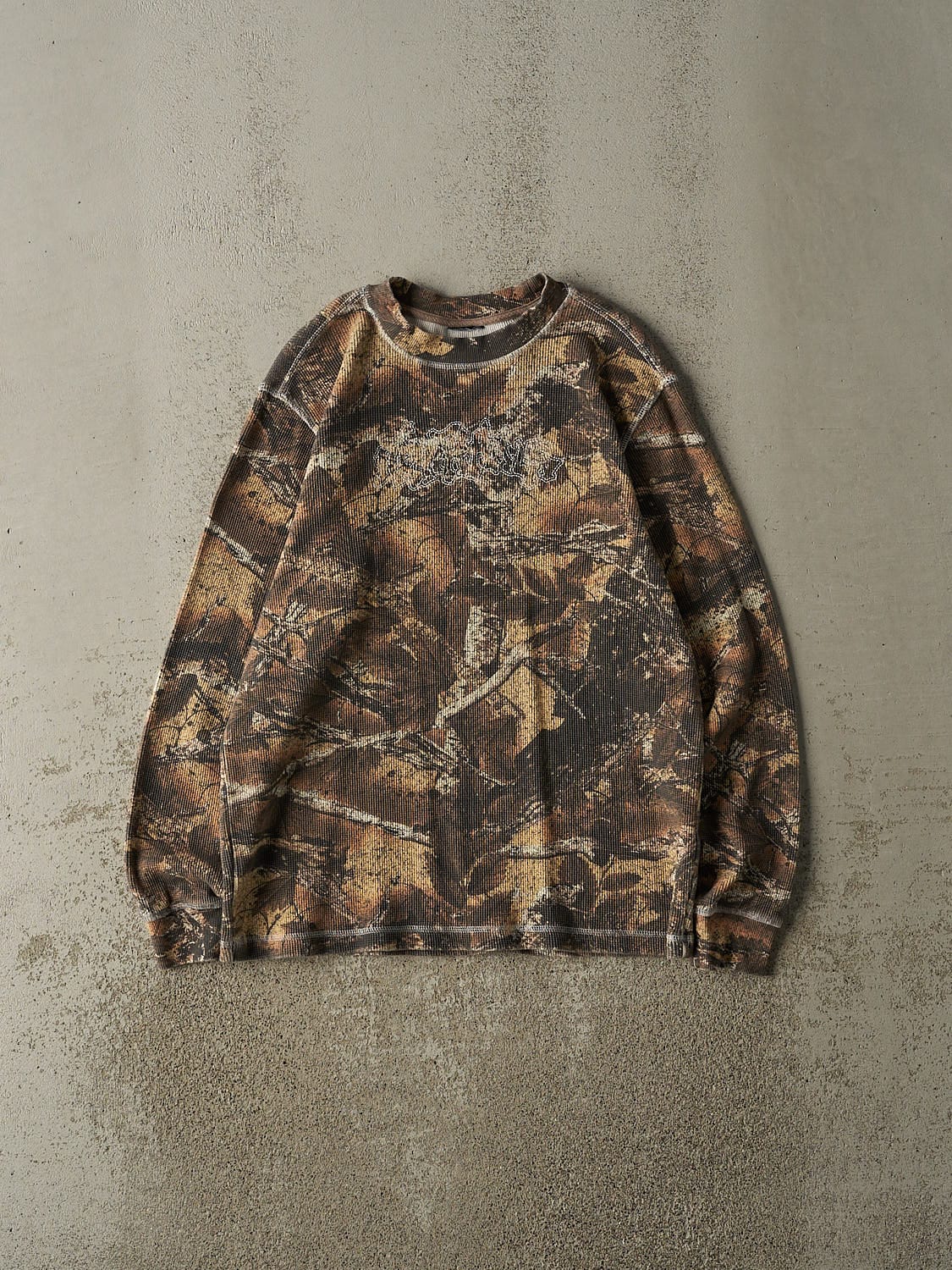 Vintage Y2K Camo Thermal Long Sleeve (L)