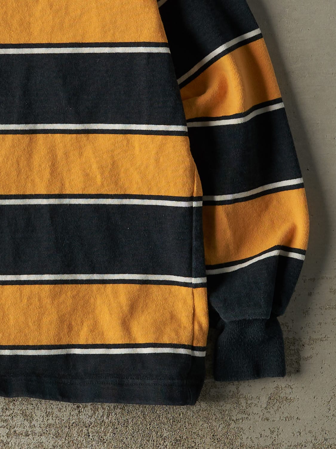 Vintage Y2K Yellow & Black Rugby Long Sleeve (M/L)