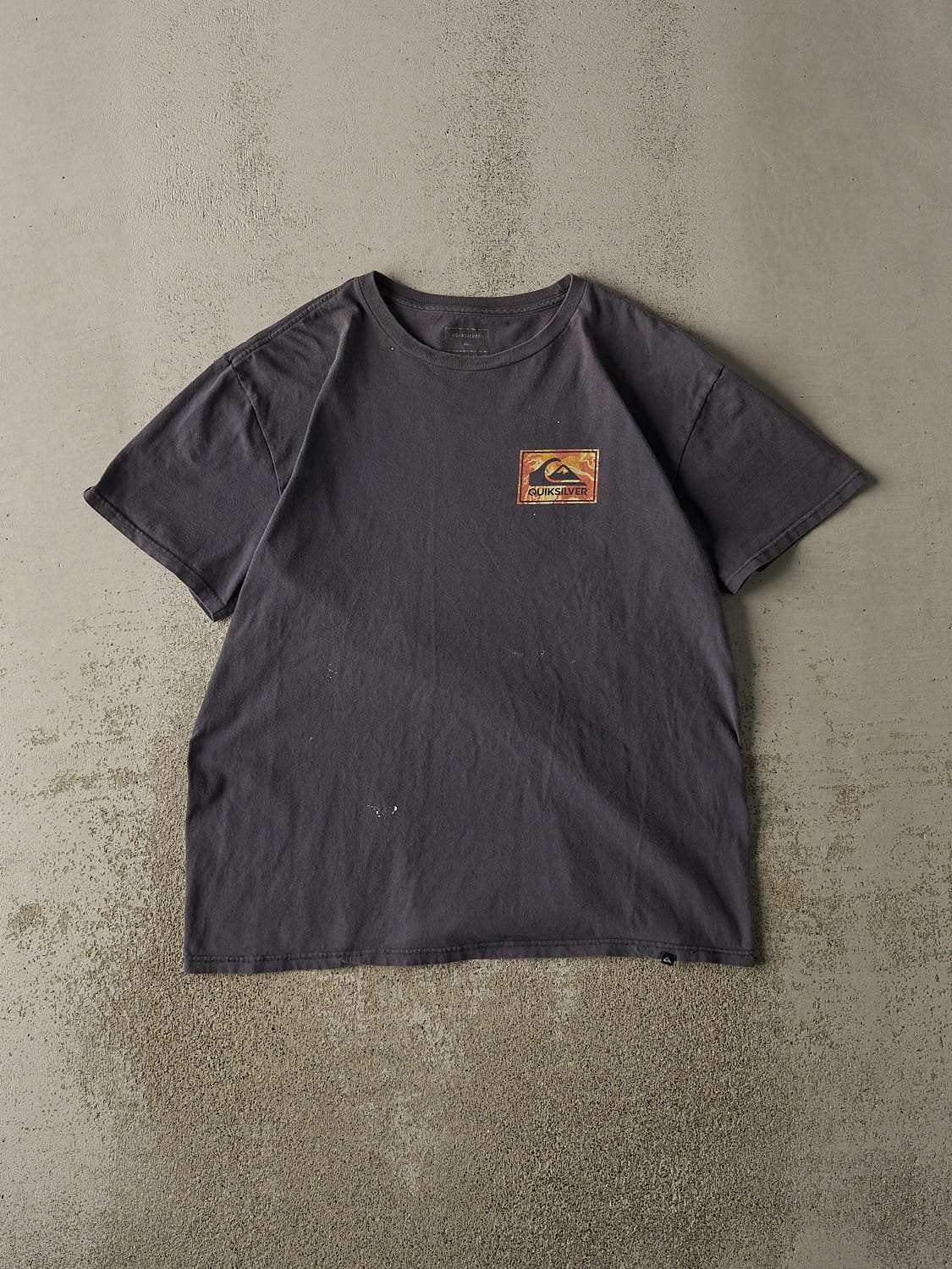 Vintage Y2K Navy Blue Quiksilver Tee (L/XL)