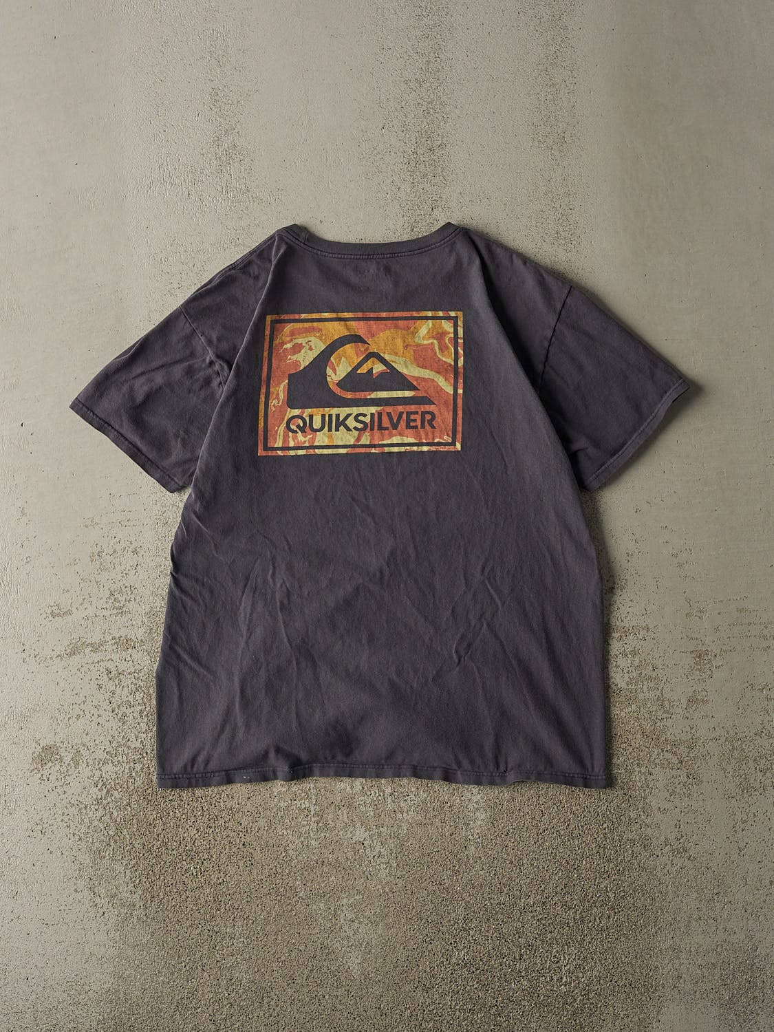 Vintage Y2K Navy Blue Quiksilver Tee (L/XL)