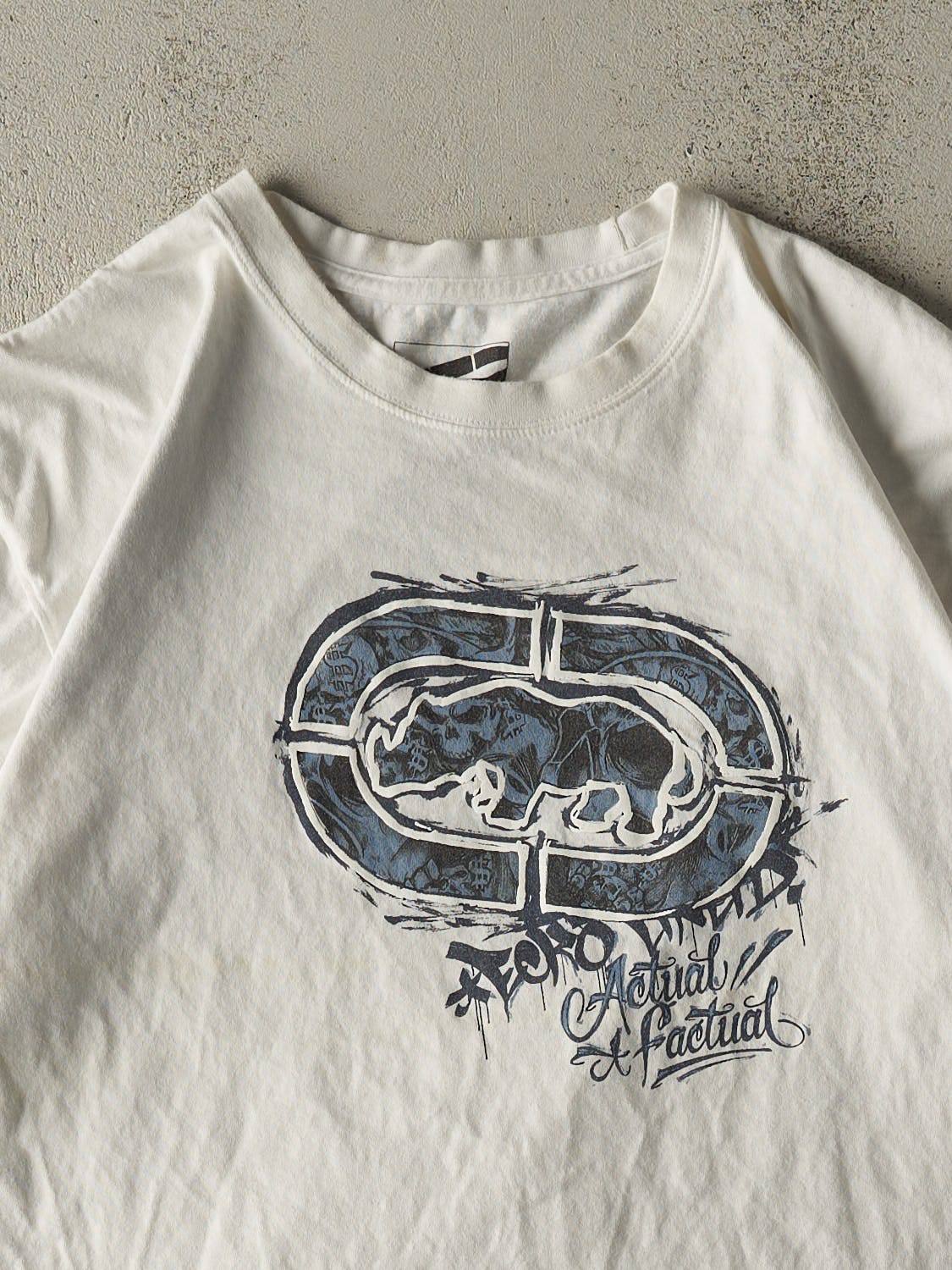 Vintage Y2K White Ecko Tee (XL)