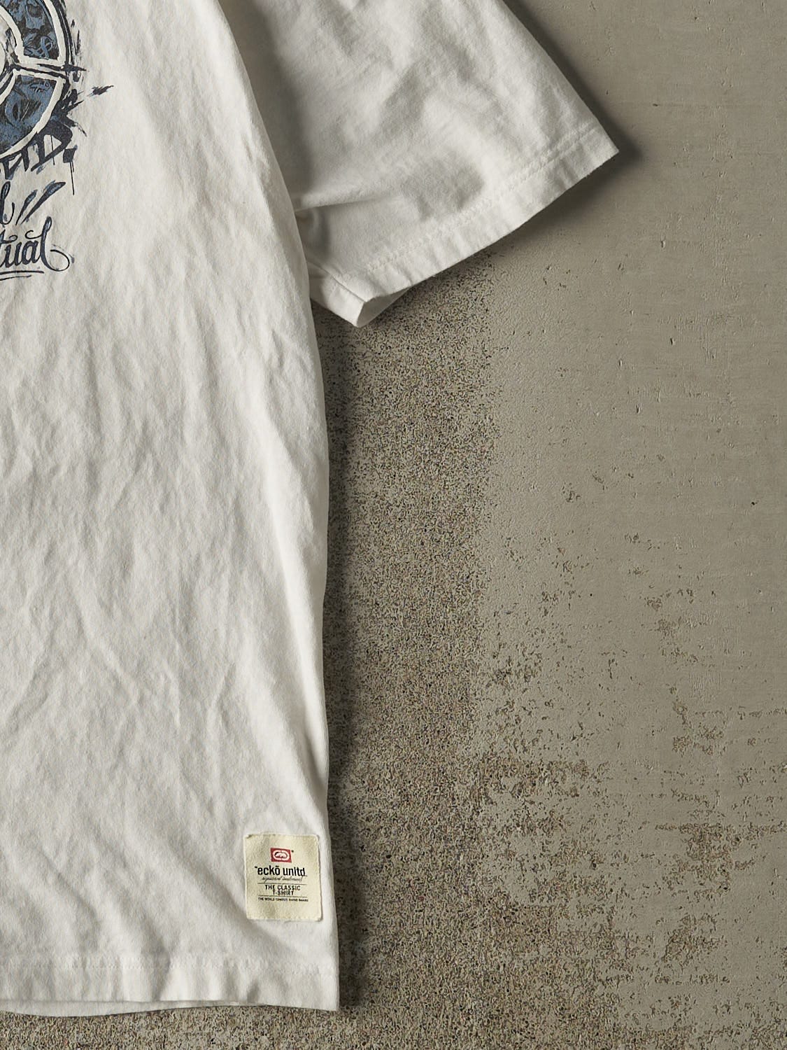 Vintage Y2K White Ecko Tee (XL)