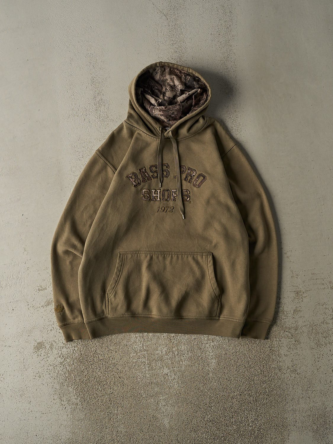 Vintage Y2K Green Bass Pro Shops Embroidered Hoodie (L/XL)