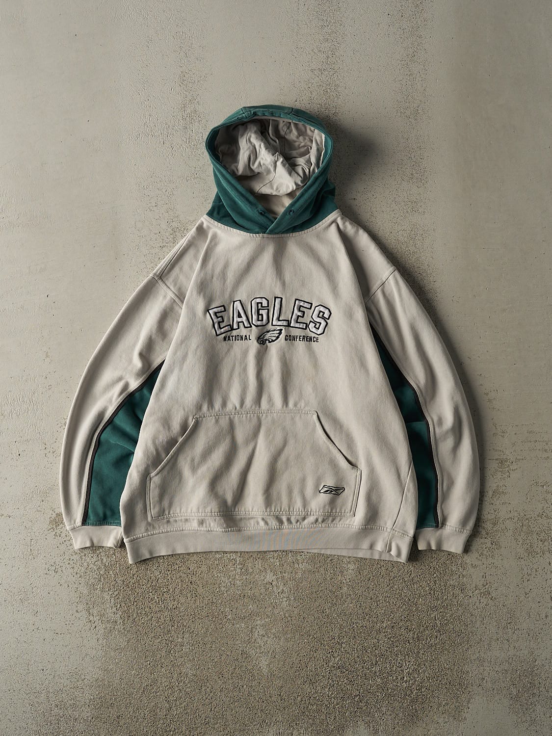 Vintage Y2K Beige & Green Philadelphia Eagles Hoodie (M/L)