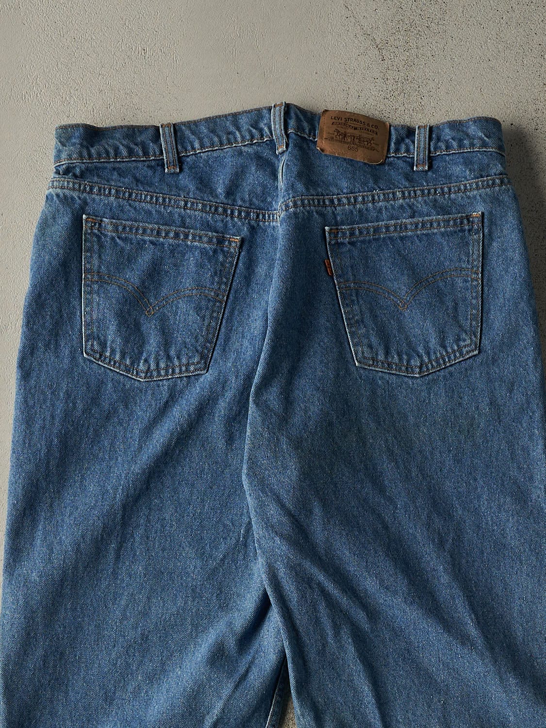 Vintage 80s Mid Wash Levi's Orange Tab 665 Jeans (37x30.5)