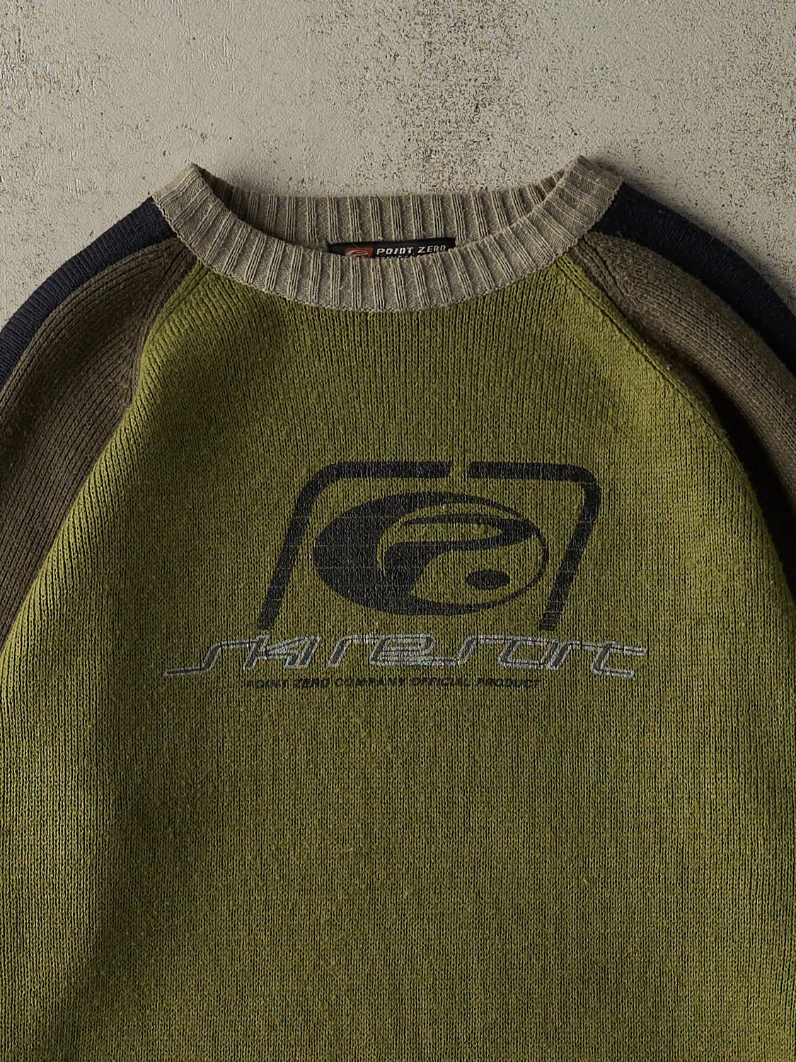 Vintage Y2K Green Point Zero Graphic Knit (XL)