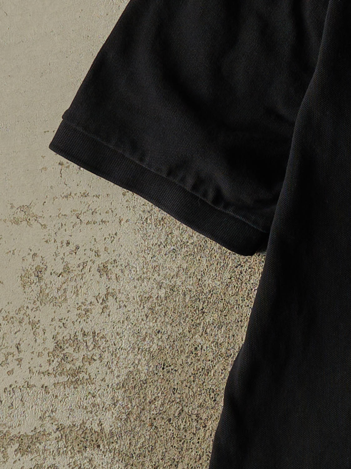 Vintage Y2K Black Polo Quarter Button Tee (L/XL)