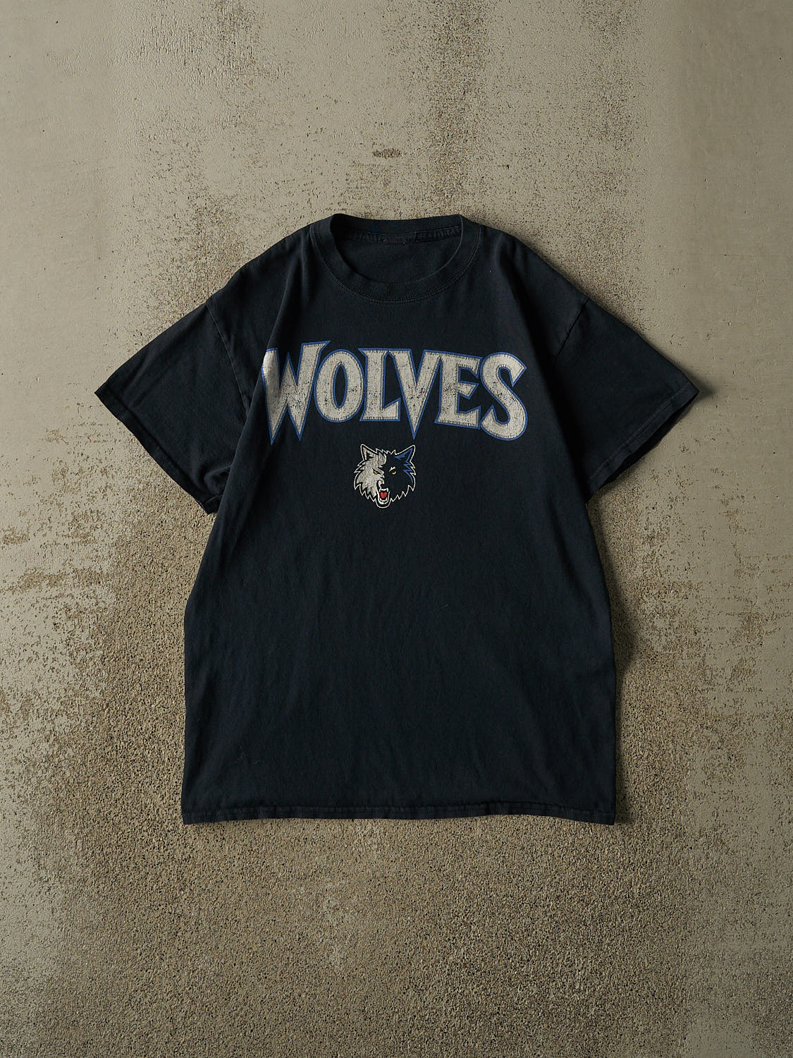 Vintage Y2K Navy Blue Minnesota Timberwolves Tee (S/M)
