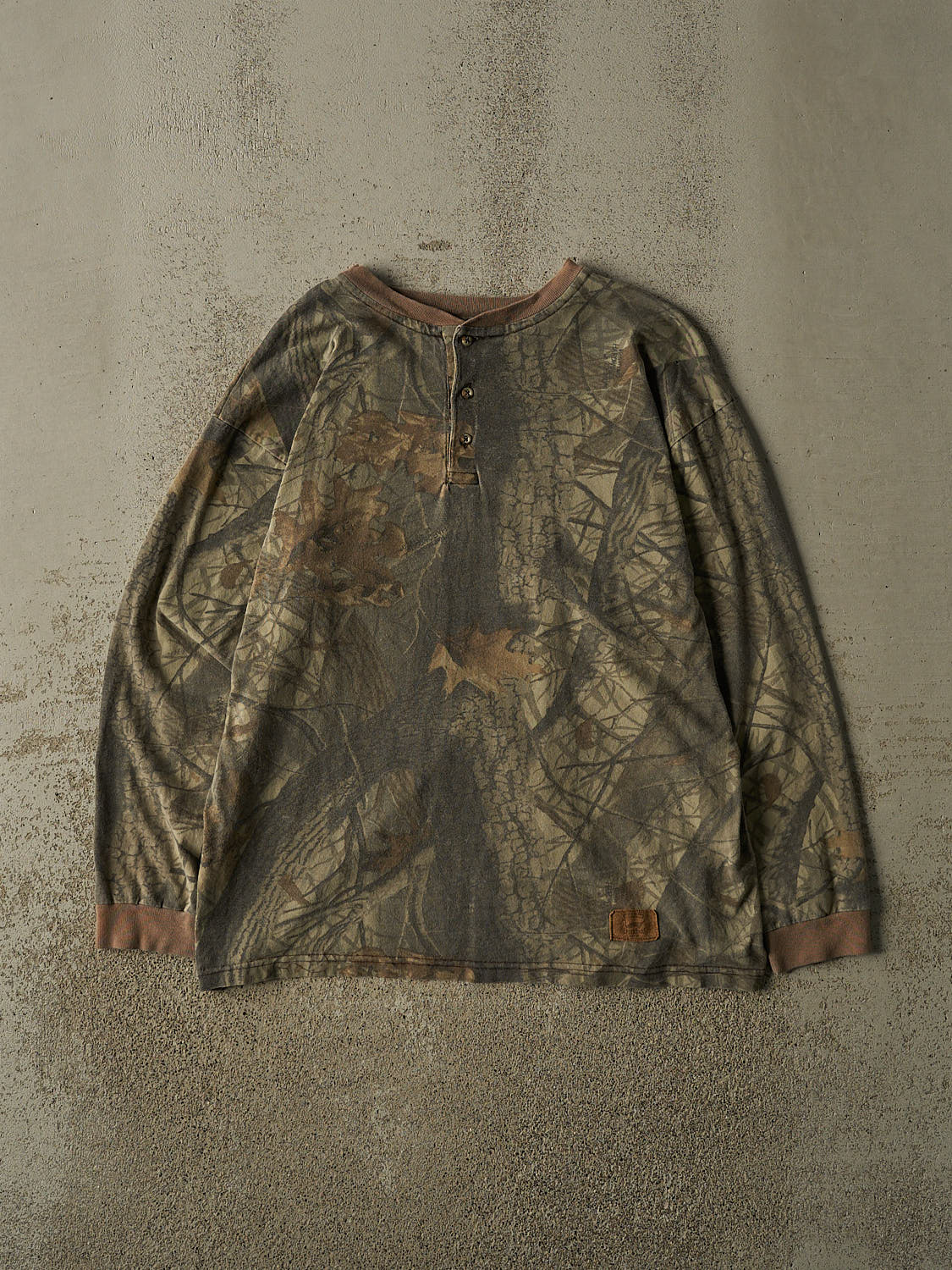 Vintage 90s Camo Realtree x Duxbak Quarter Button Long Sleeve (L)