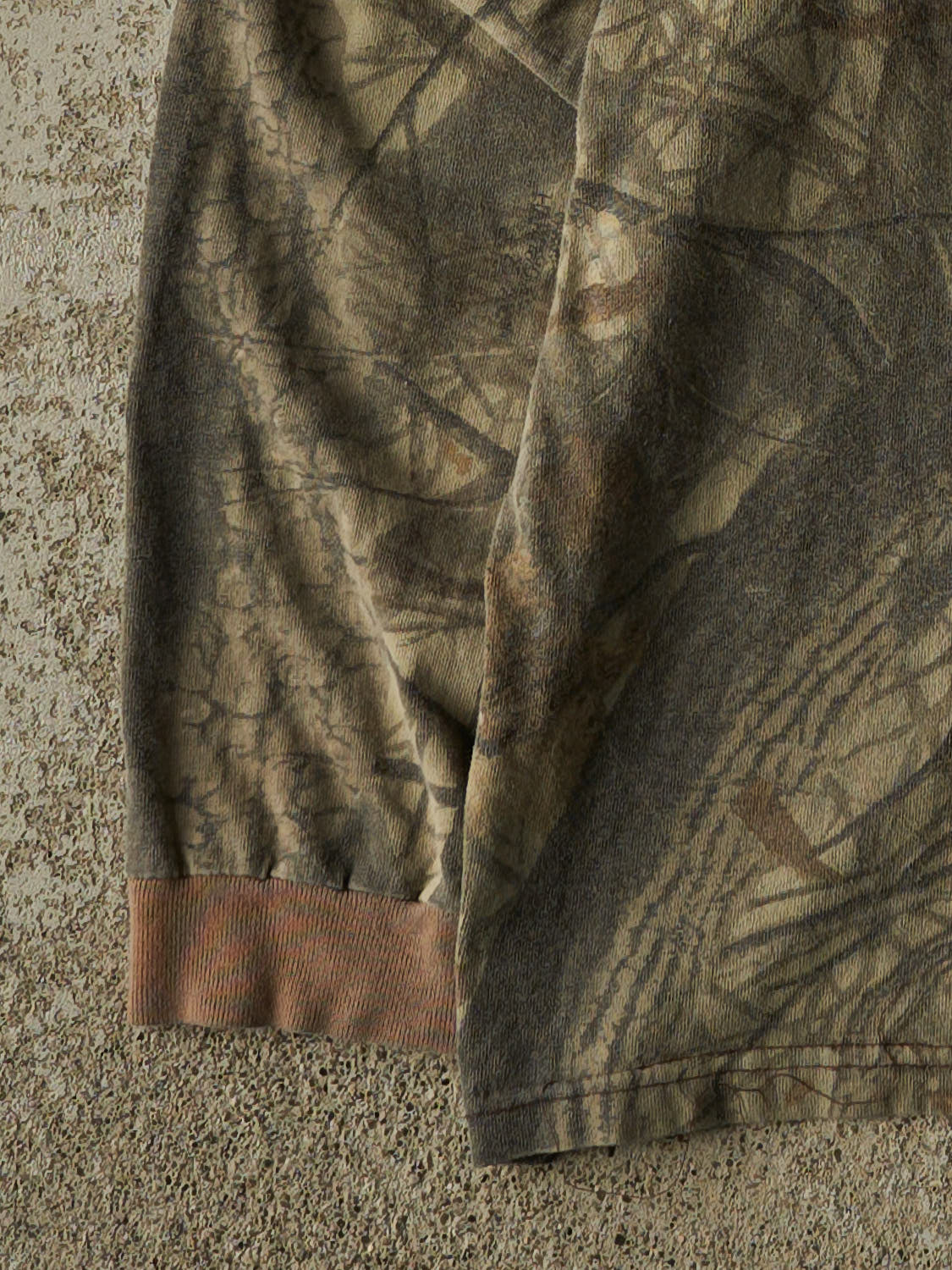 Vintage 90s Camo Realtree x Duxbak Quarter Button Long Sleeve (L)