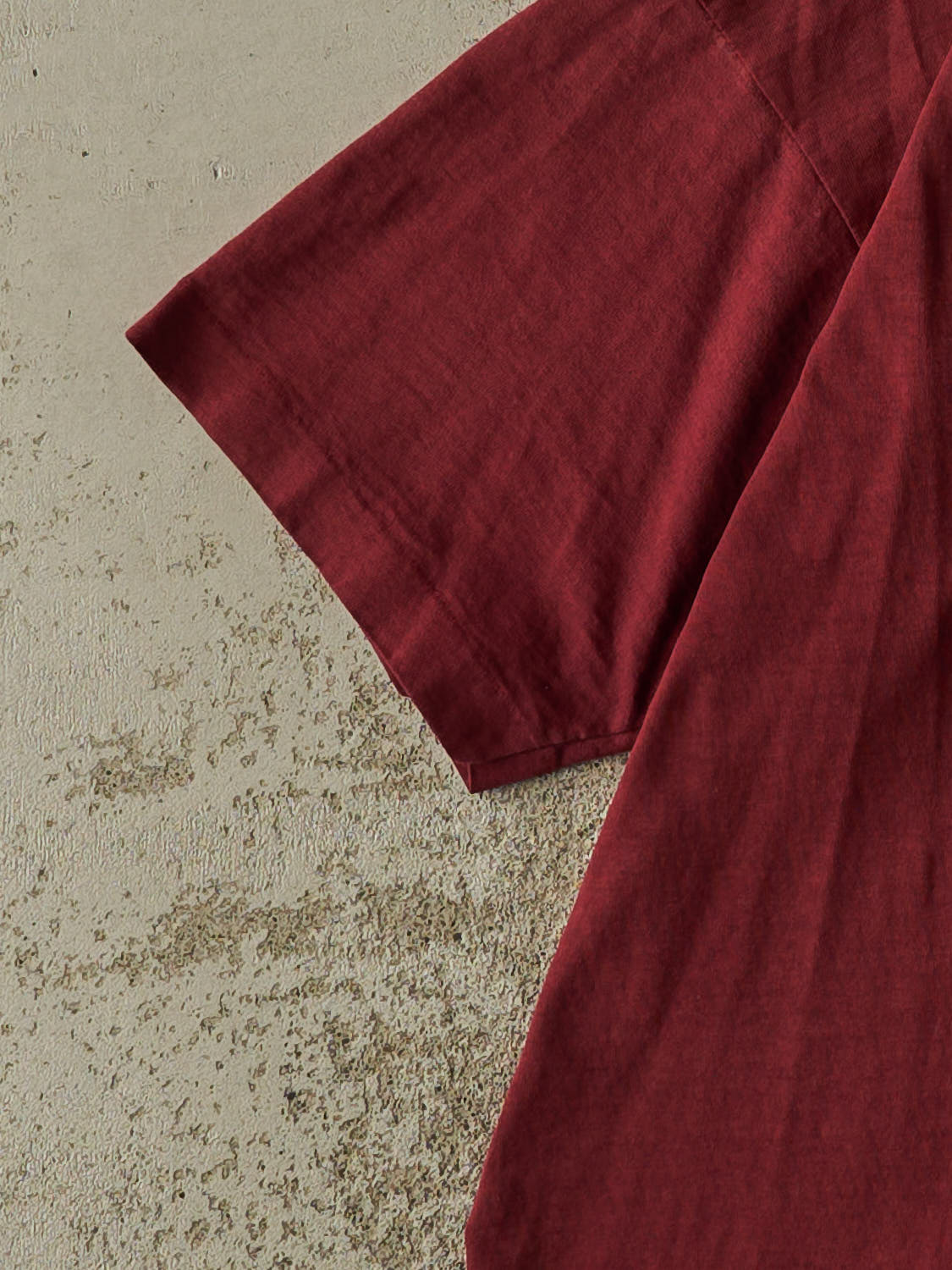 Vintage 80s Burgundy Guess Embroidered Single Stitch Tee (L)
