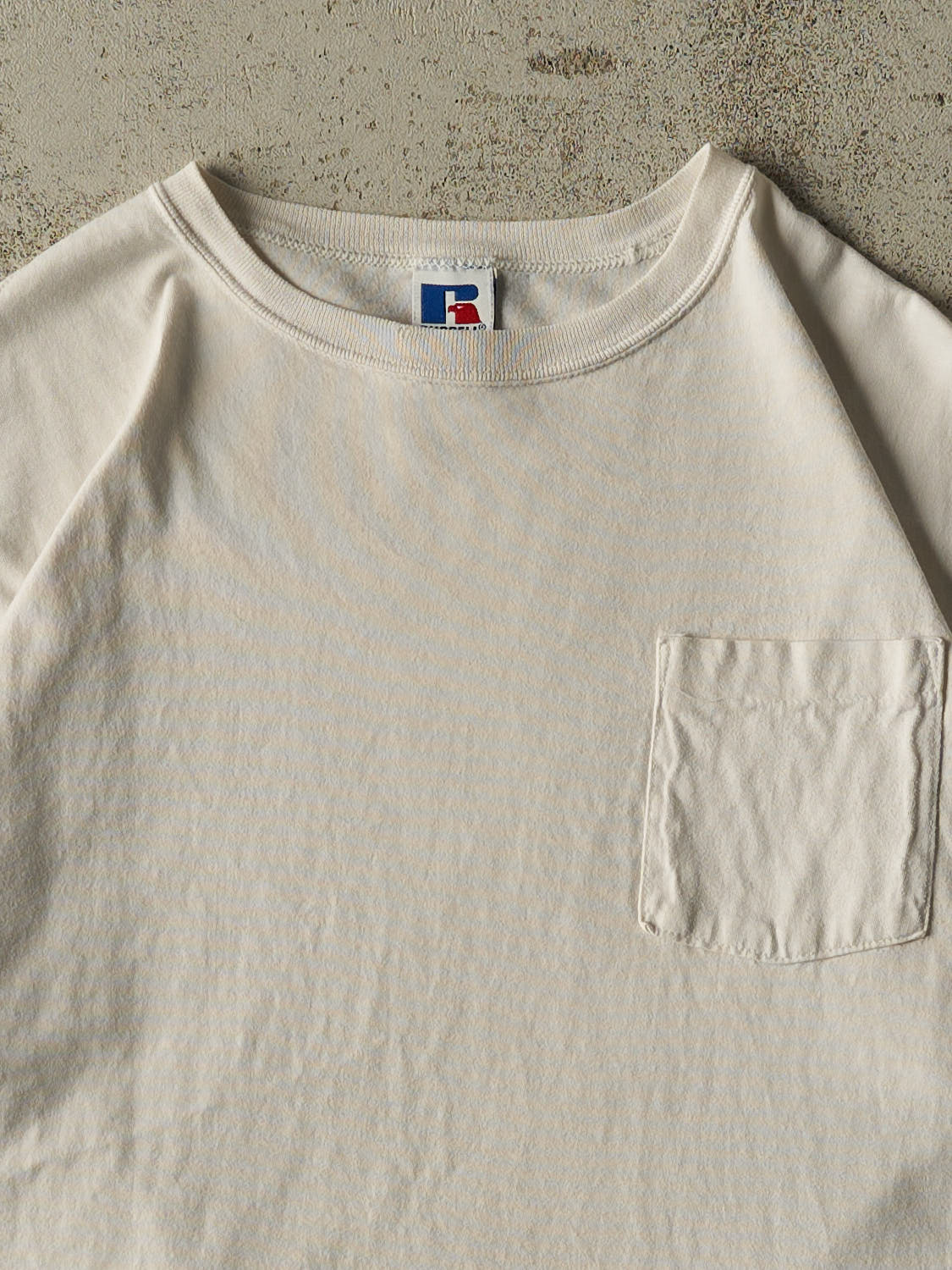 Vintage 90s Beige Russell Athletic Embroidered Pocket Tee (M/L)