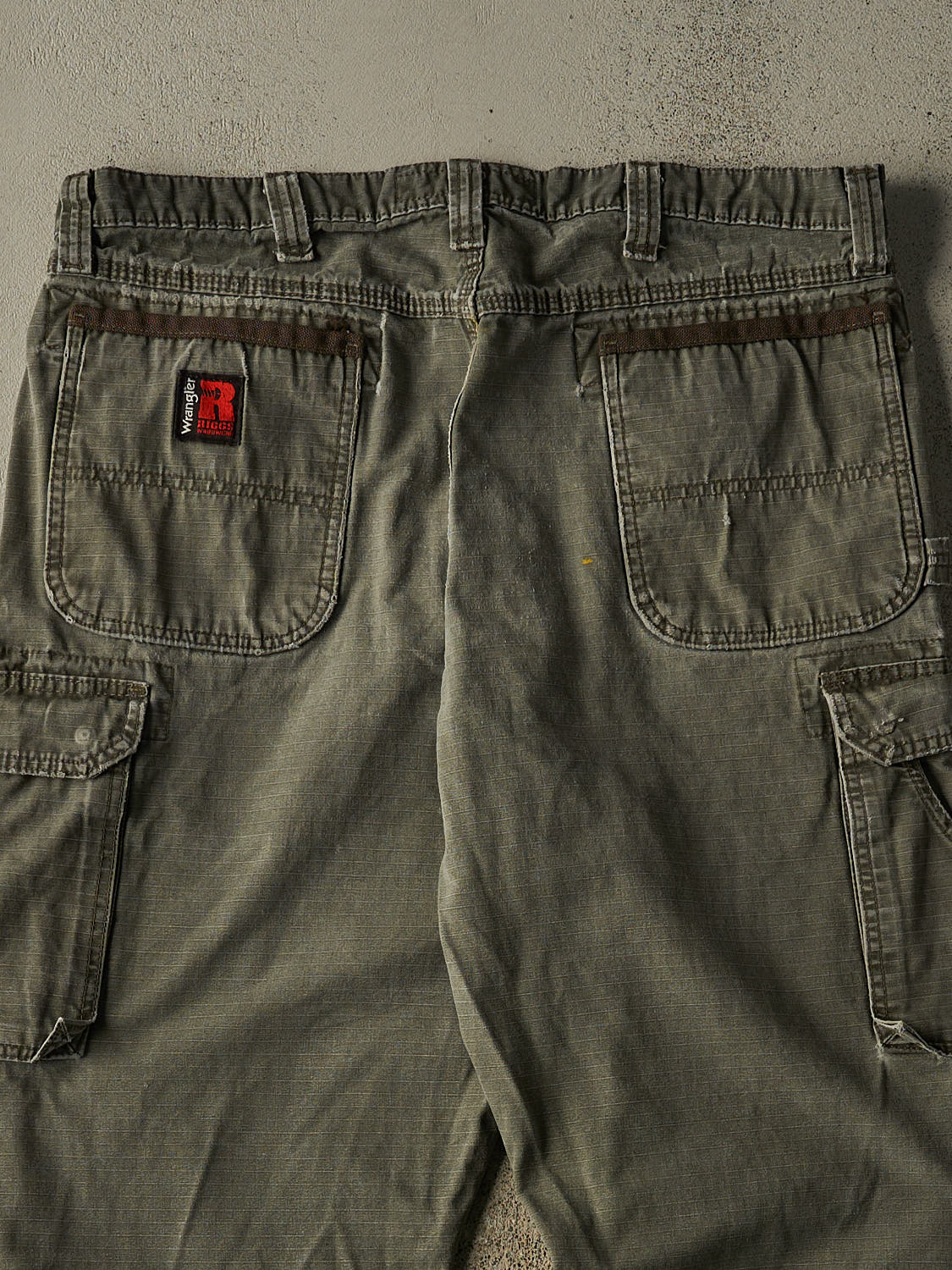 Vintage 90s Green Wrangler Riggs Double Knee Carpenter Pants (38x31)