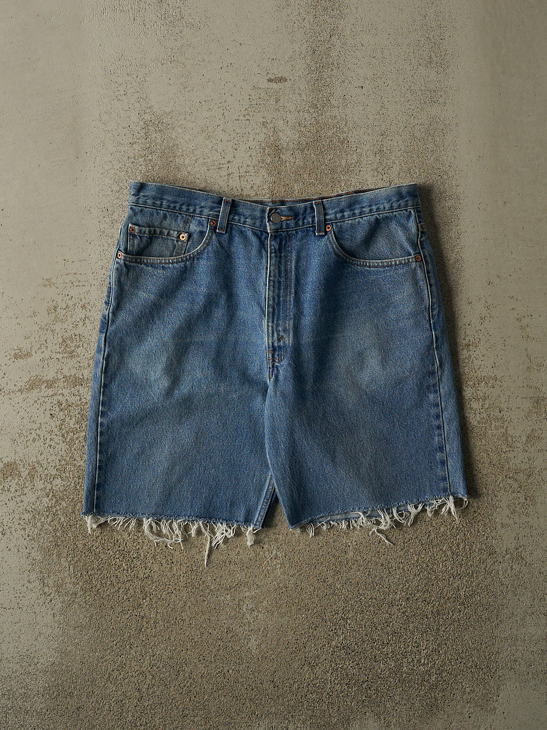 Vintage 90s Mid Wash Levi's 550 Cut Off Jean Shorts (36x9.5)