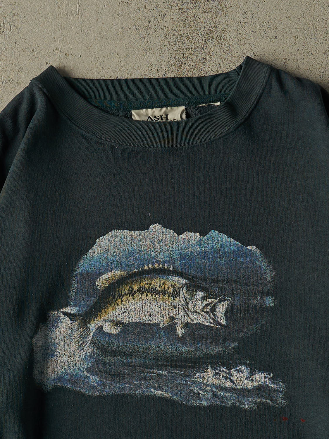 Vintage 90s Faded Green Fish Crewneck (XL/XXL)