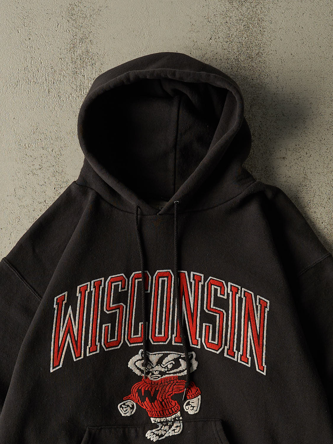 Vintage 90s Black University  of Wisconsin Puff Print Hoodie (S/M)