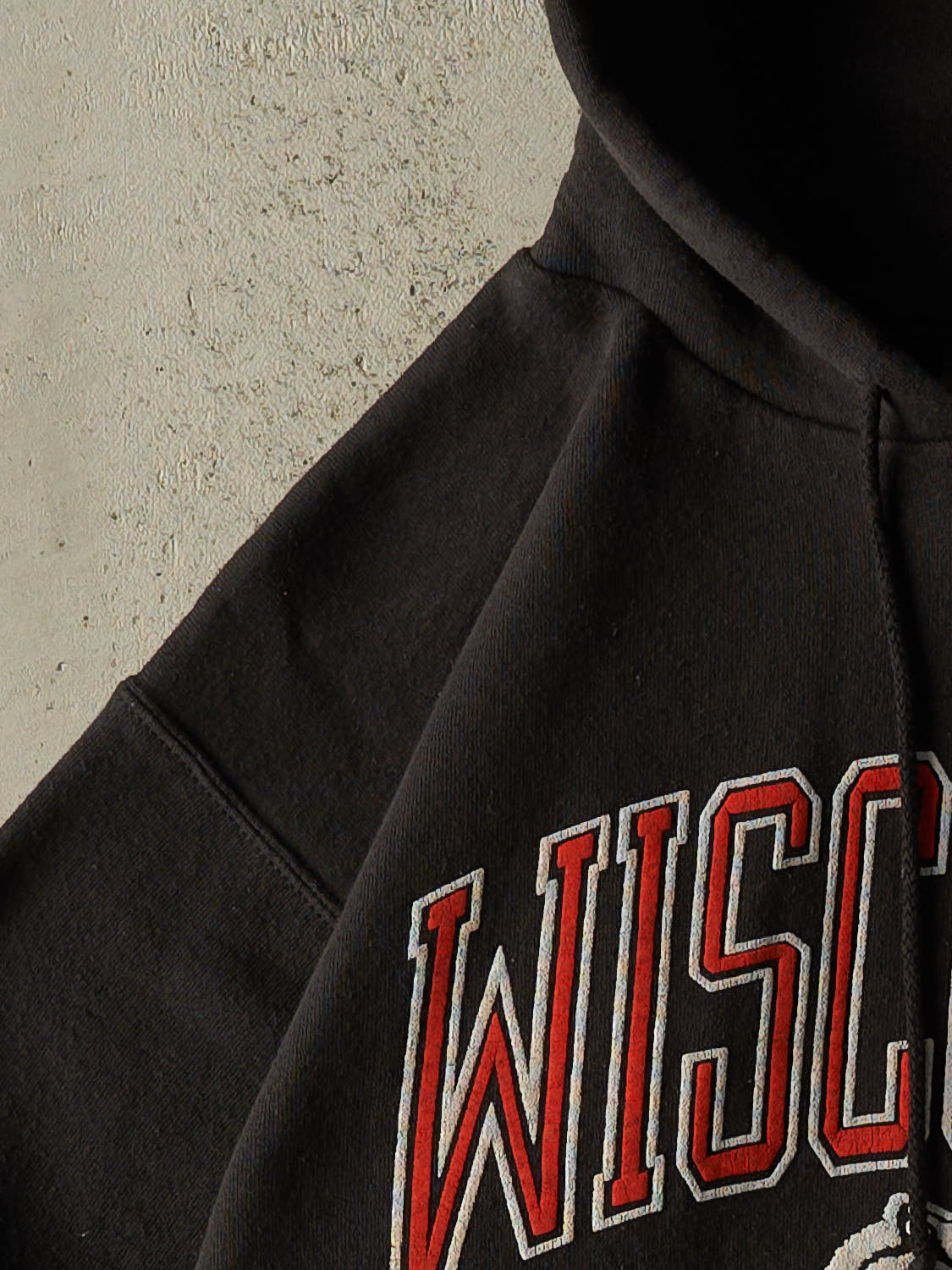 Vintage 90s Black University  of Wisconsin Puff Print Hoodie (S/M)