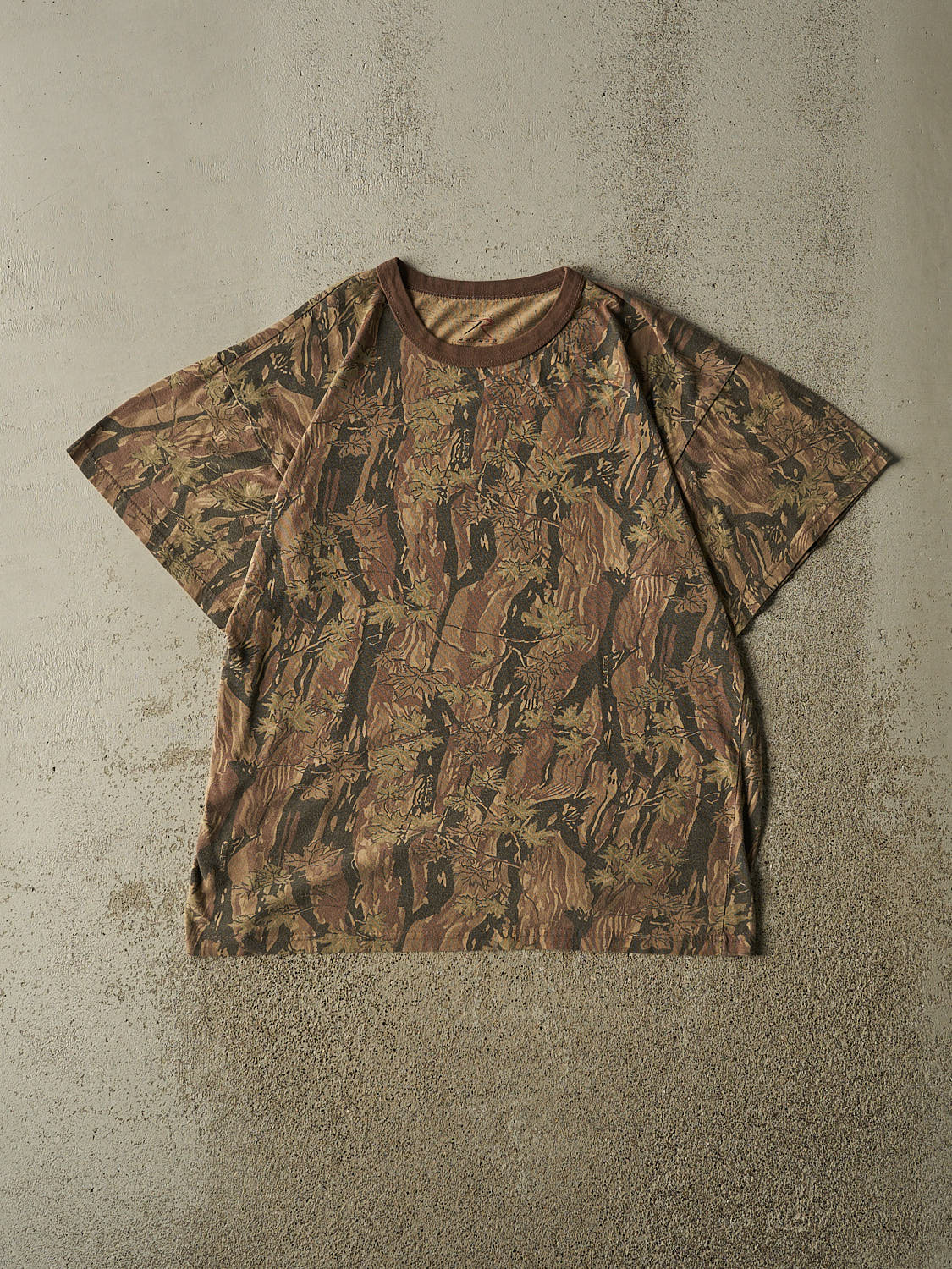Vintage Y2K Camo Rothco  Tee (L)