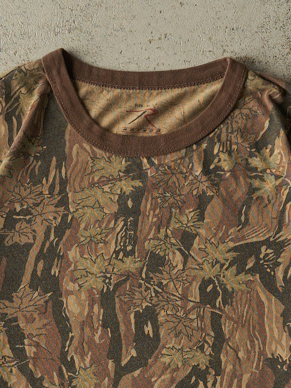 Vintage Y2K Camo Rothco  Tee (L)