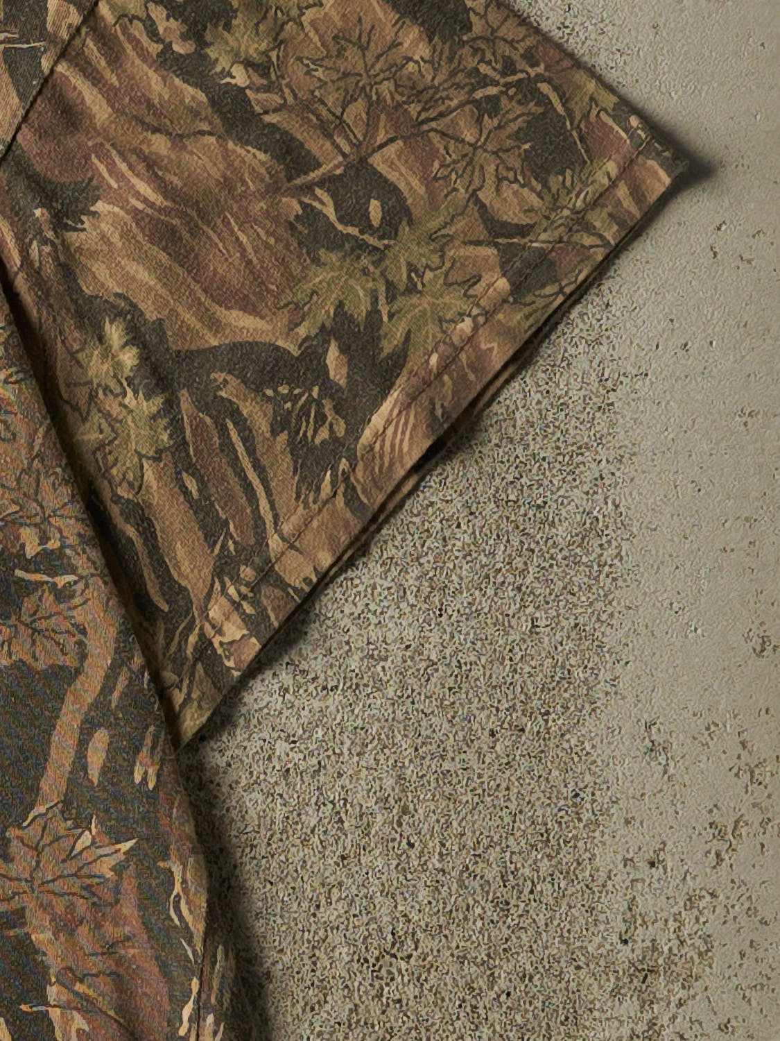 Vintage Y2K Camo Rothco  Tee (L)