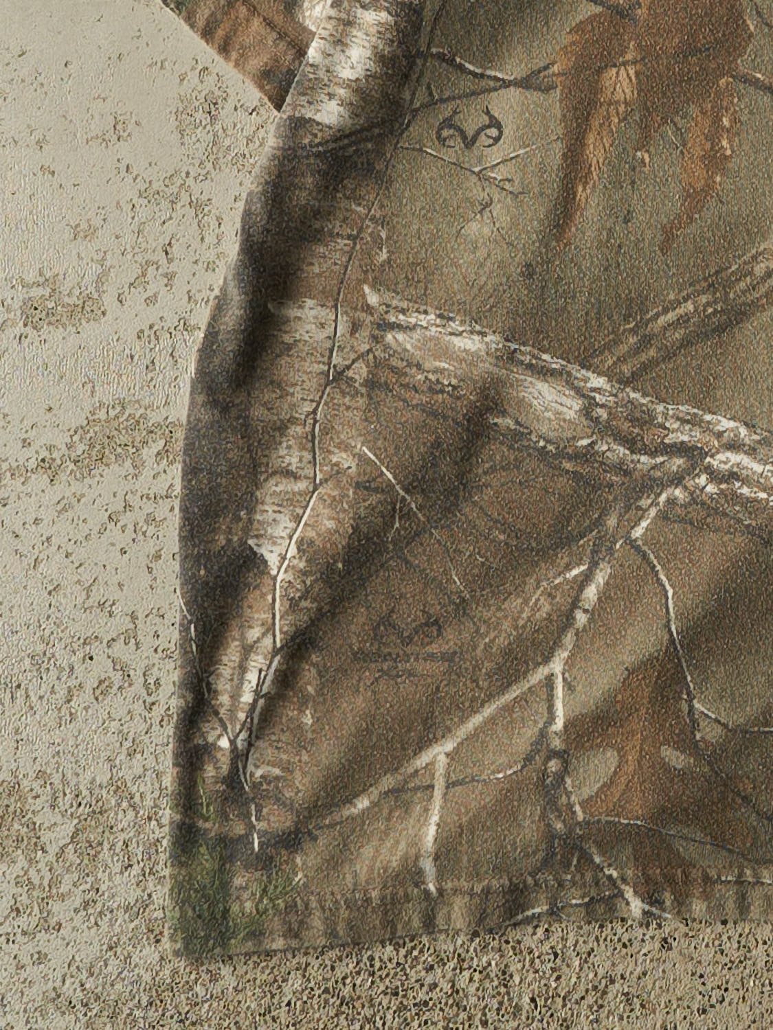 Vintage Y2K Camo Realtree Pocket Tee (M/L)
