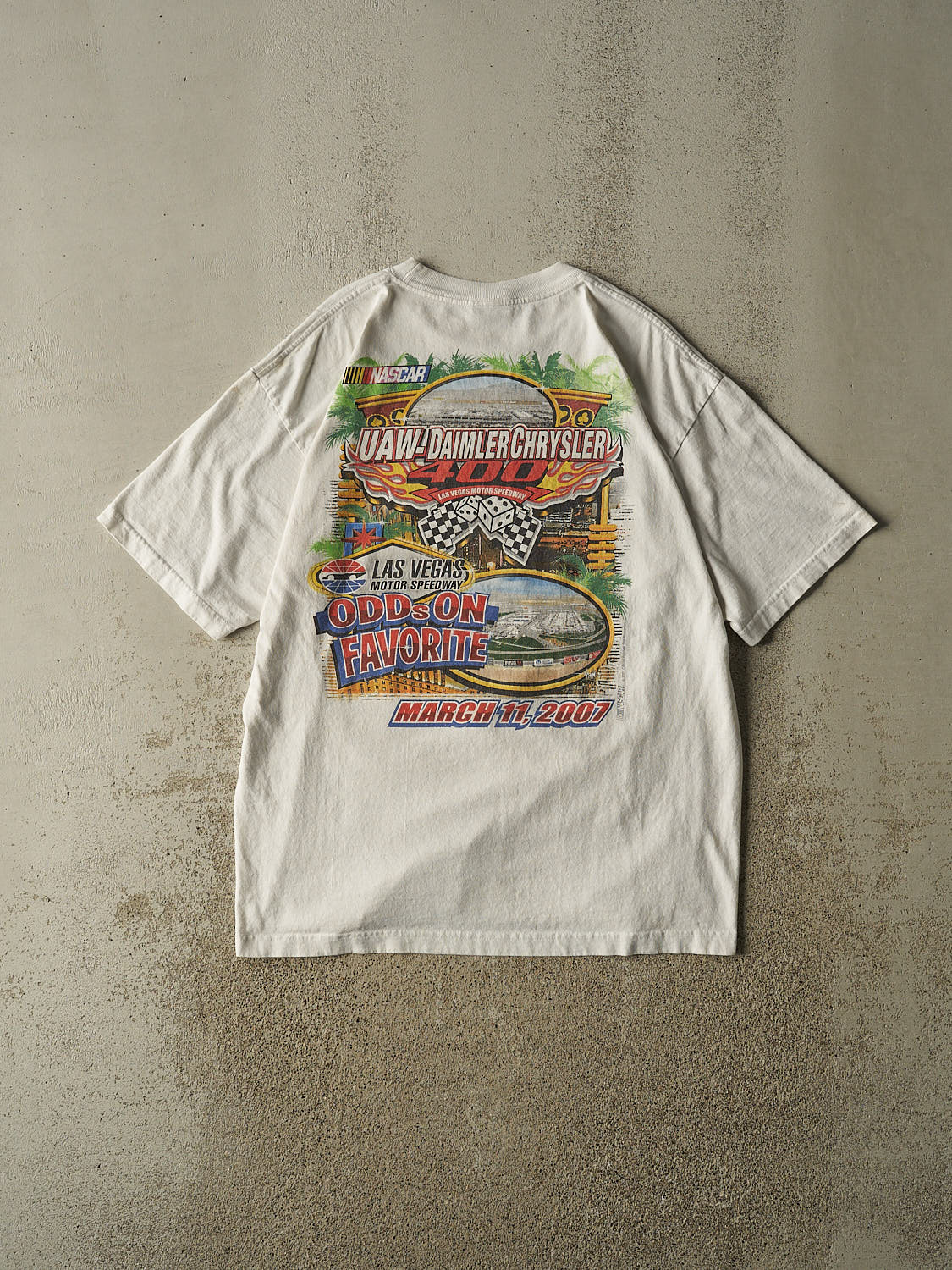 Vintage 07' White Las Vegas Motor Speedway Racing Nascar Tee (XL)