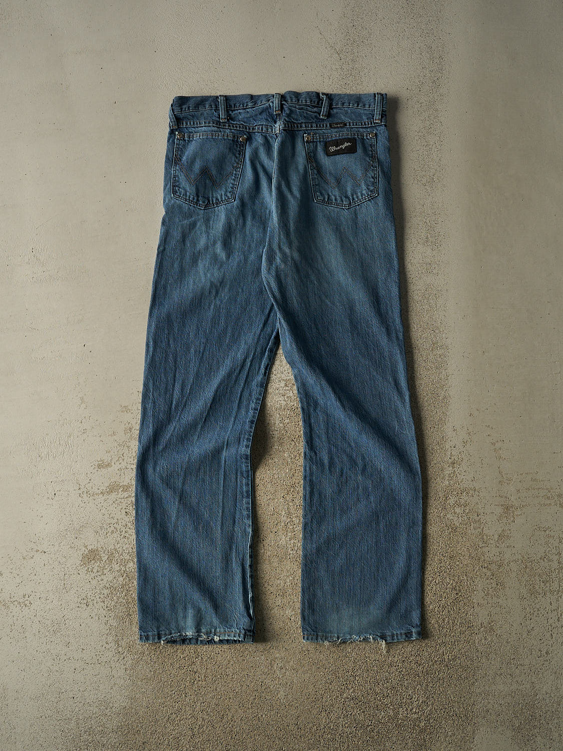 Vintage Y2K Dark Wash Wrangler Jeans (35x34)