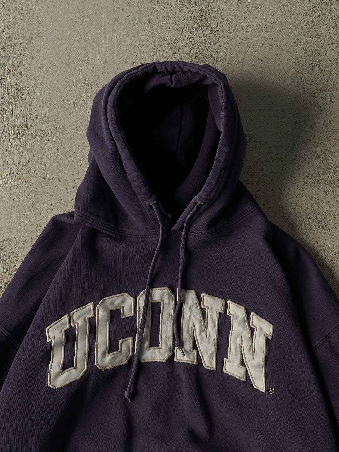 Vintage Y2K Sun Faded Navy University of Connecticut Hoodie (M)