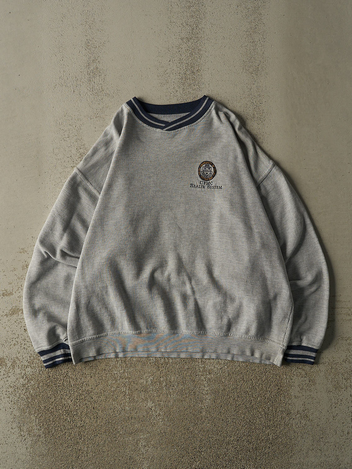 Vintage 90s Grey University of Pittsburgh Crewneck (XL/XXL)