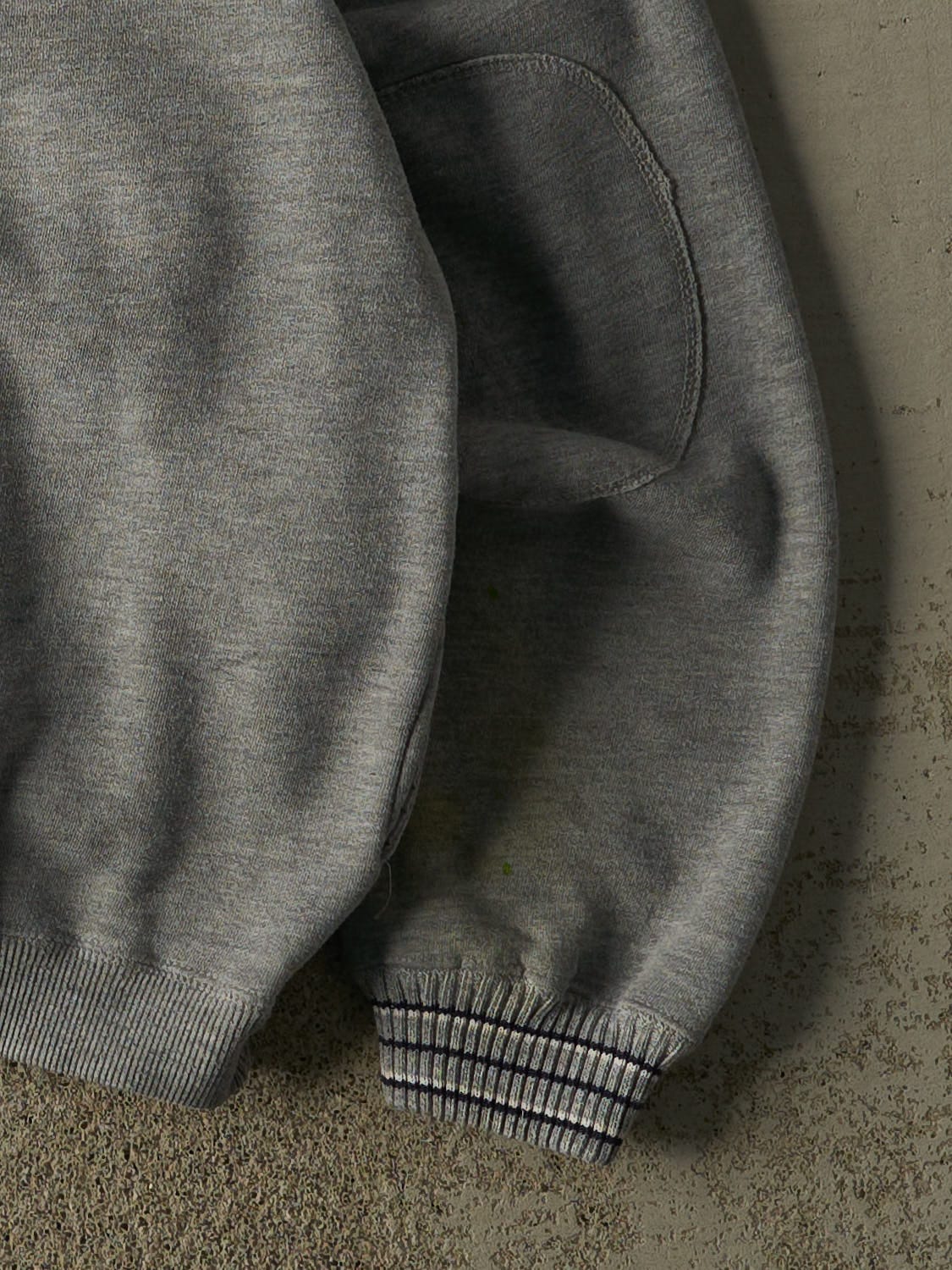 Vintage 90s Grey Northern Michigan University Quarter Button Sweater (M/L)