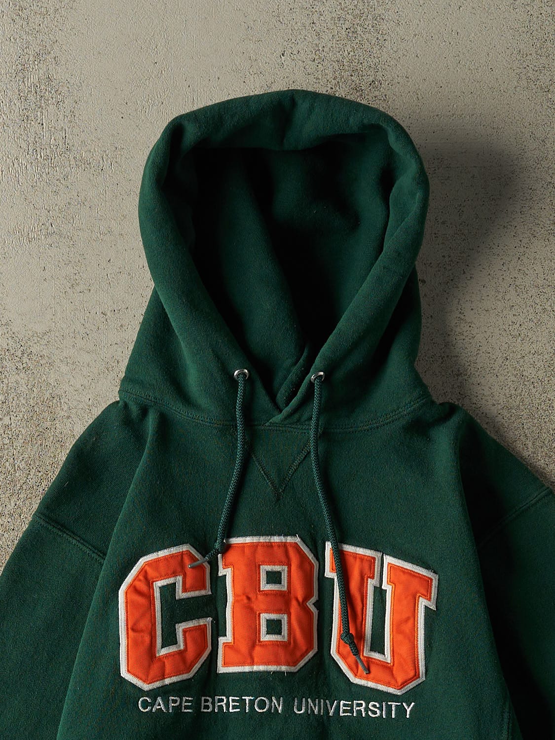 Vintage Y2K Green Russell Athletic Cape Breton University Hoodie (XS)