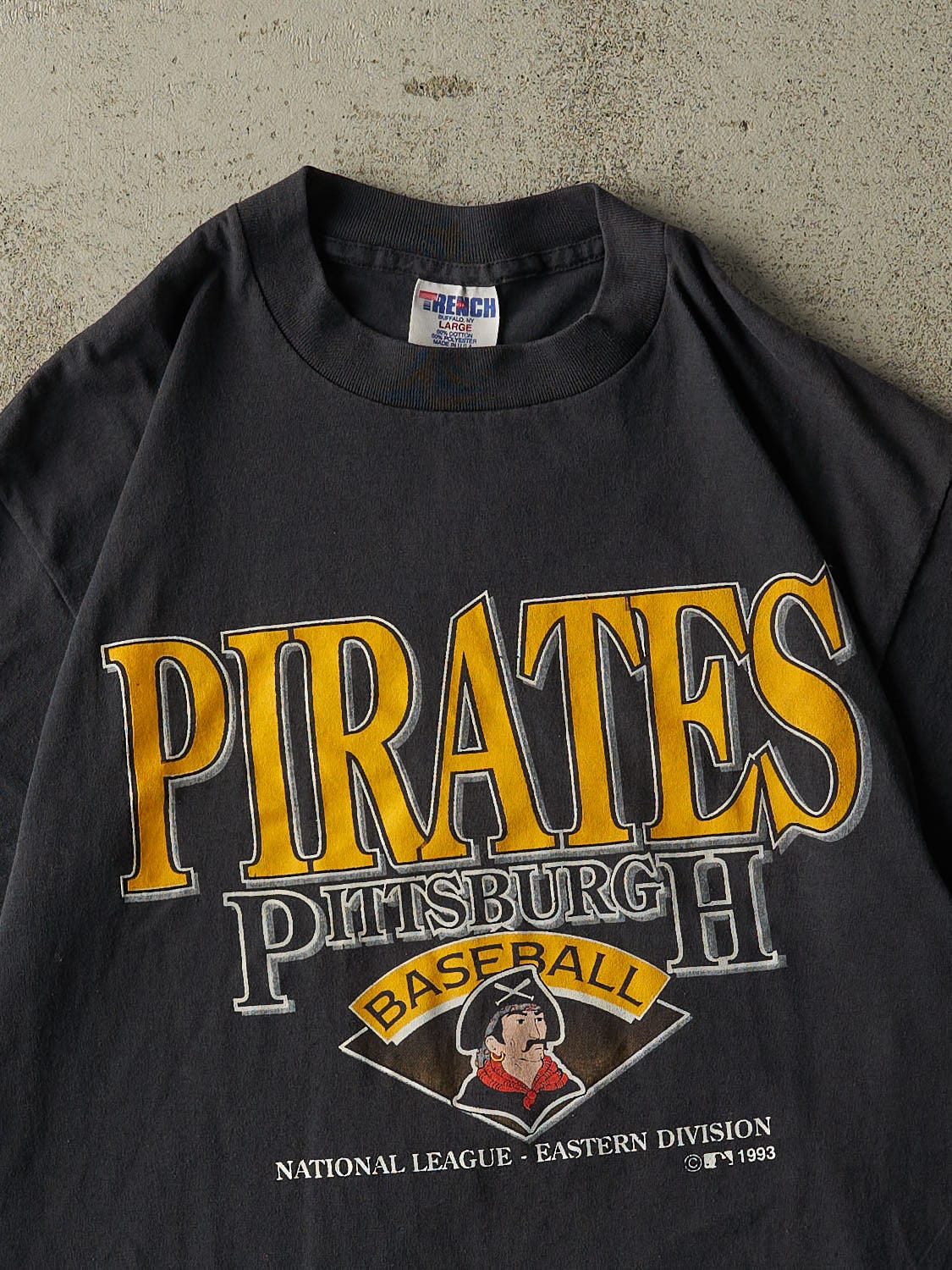Vintage 93' Faded Black Pittsburgh Pirates Tee (M/L)