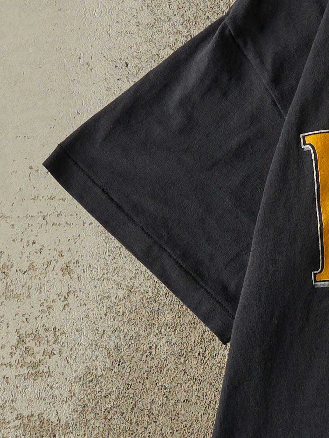 Vintage 93' Faded Black Pittsburgh Pirates Tee (M/L)