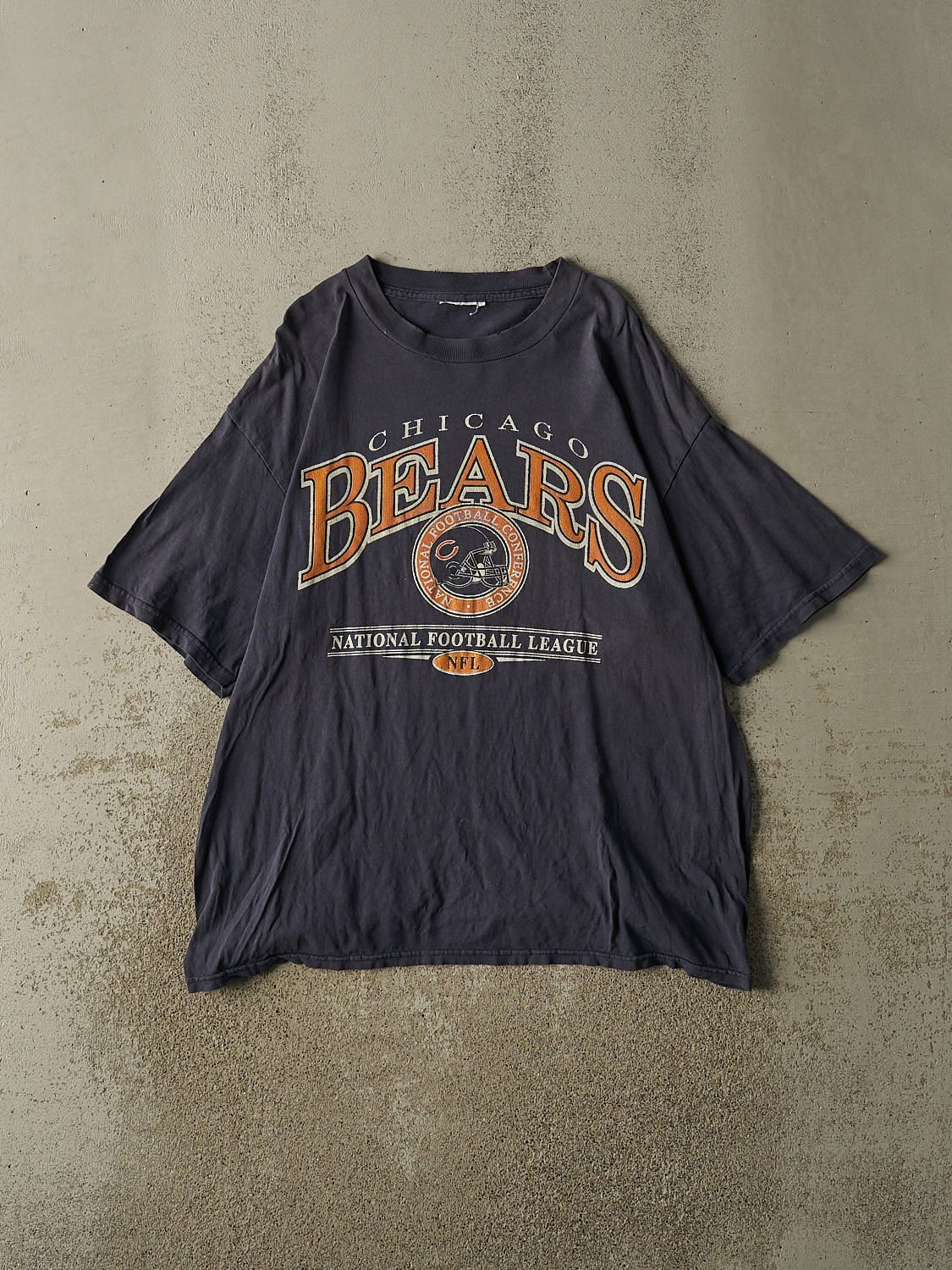 Vintage 90s Sun Faded Navy Chicago Bears Tee (XL)