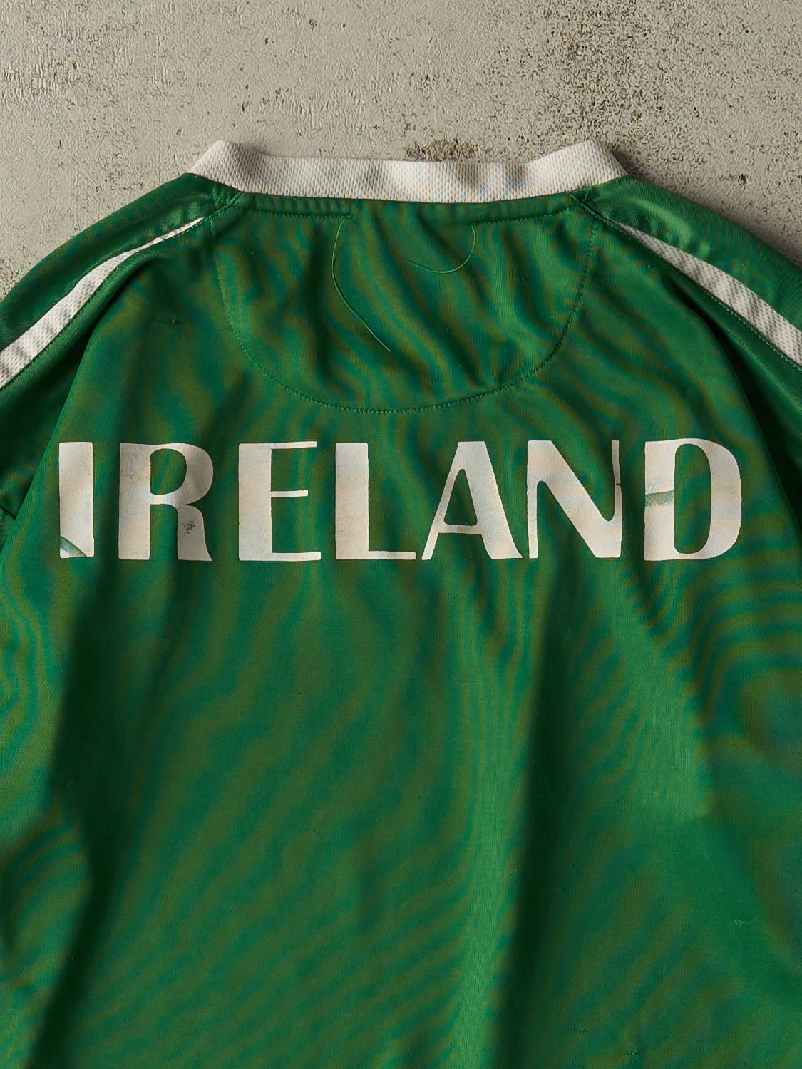 Vintage Y2K Green Ireland Soccer Jersey (L/XL)