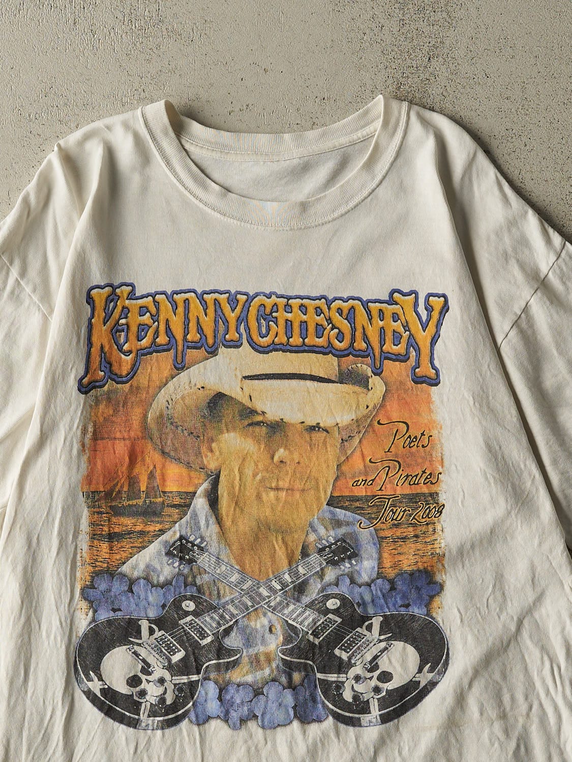 Vintage 08' White Kenny Chesney Poets And Pirates Tour Tee (L/XL)