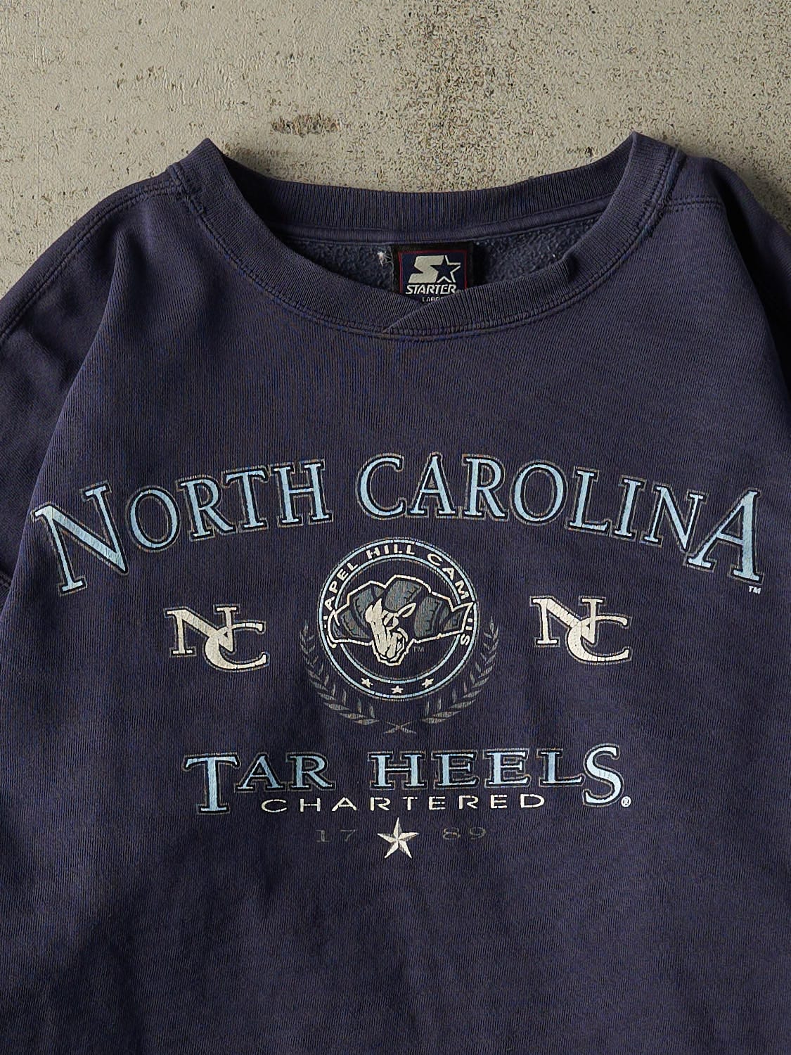 Vintage 90s Navy Blue Starter University of North Carolina Tar Heels Crewneck (M/L)