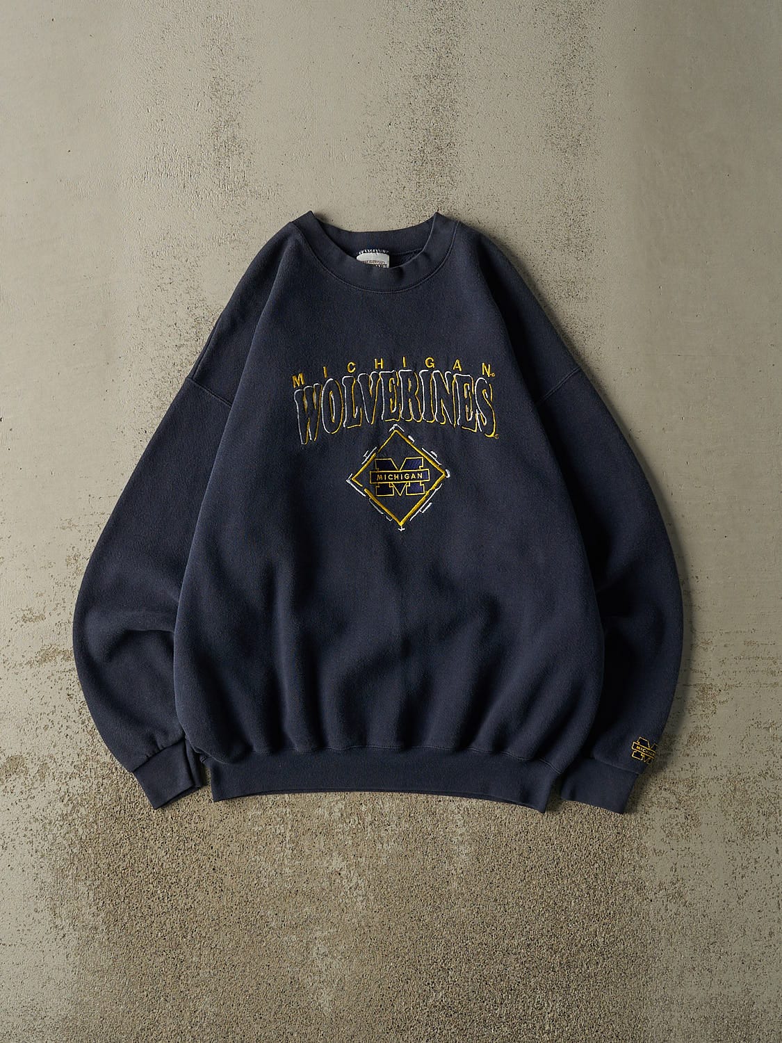 Vintage 80s Navy Blue University of Michigan Wolverines Crewneck (L/XL)