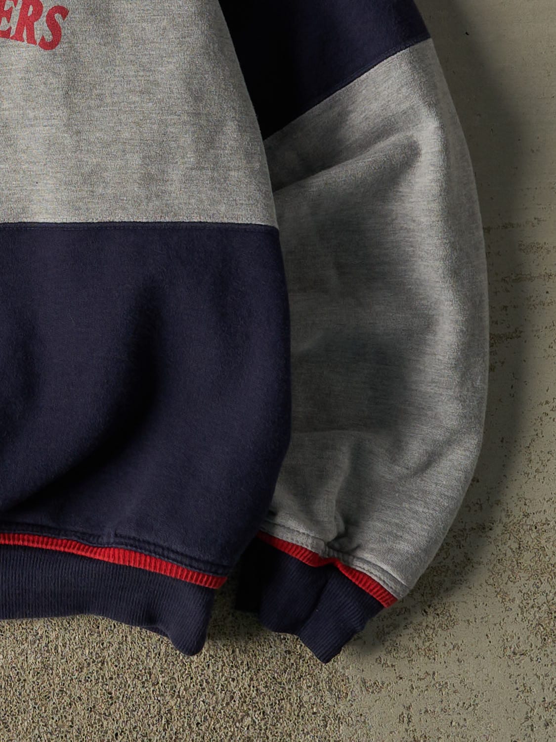 Vintage 90s Navy Blue & Grey Boston Traders Crewneck (XL)