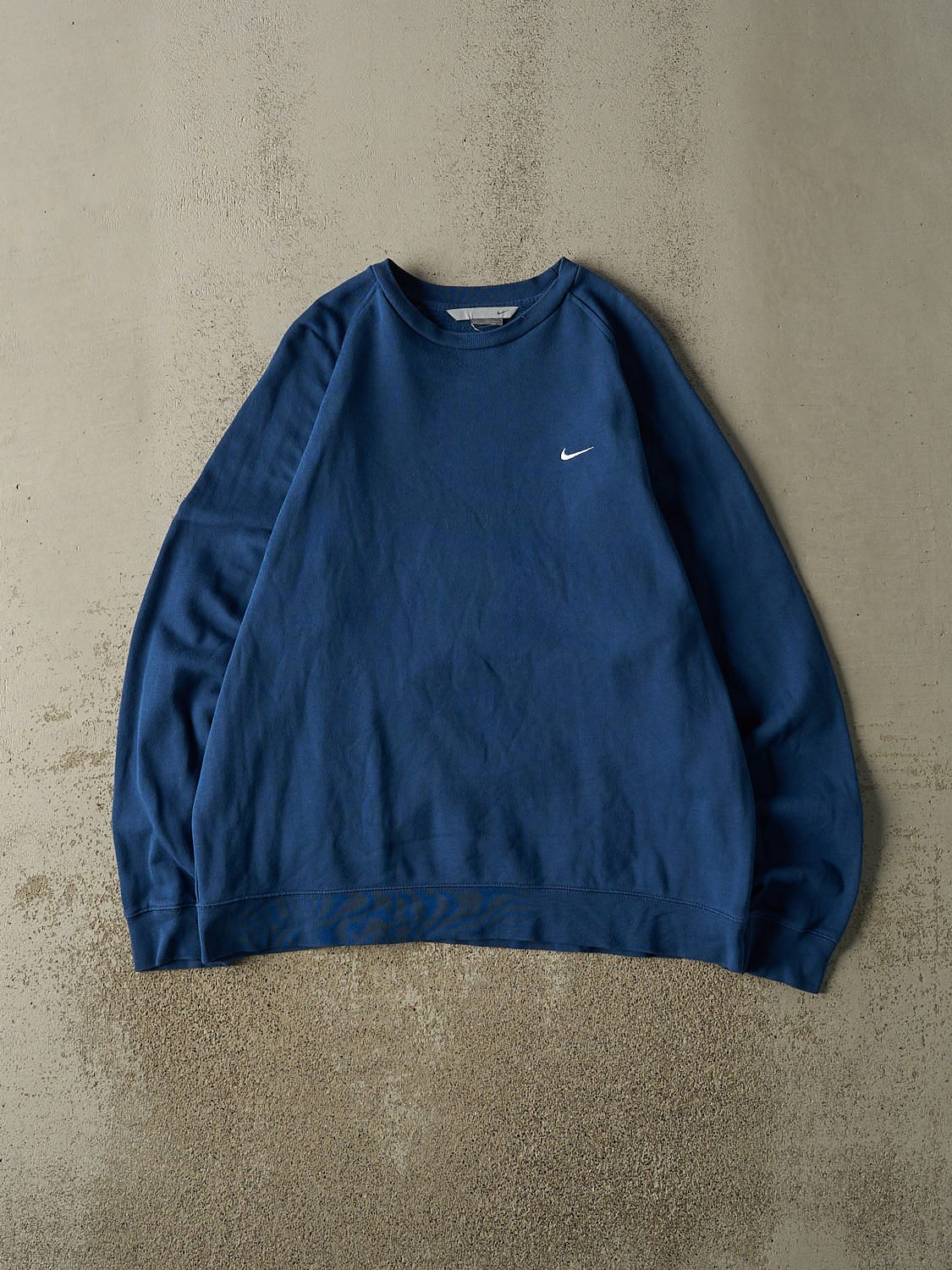 Vintage Y2K Blue Nike Embroidered Crewneck (L/XL)