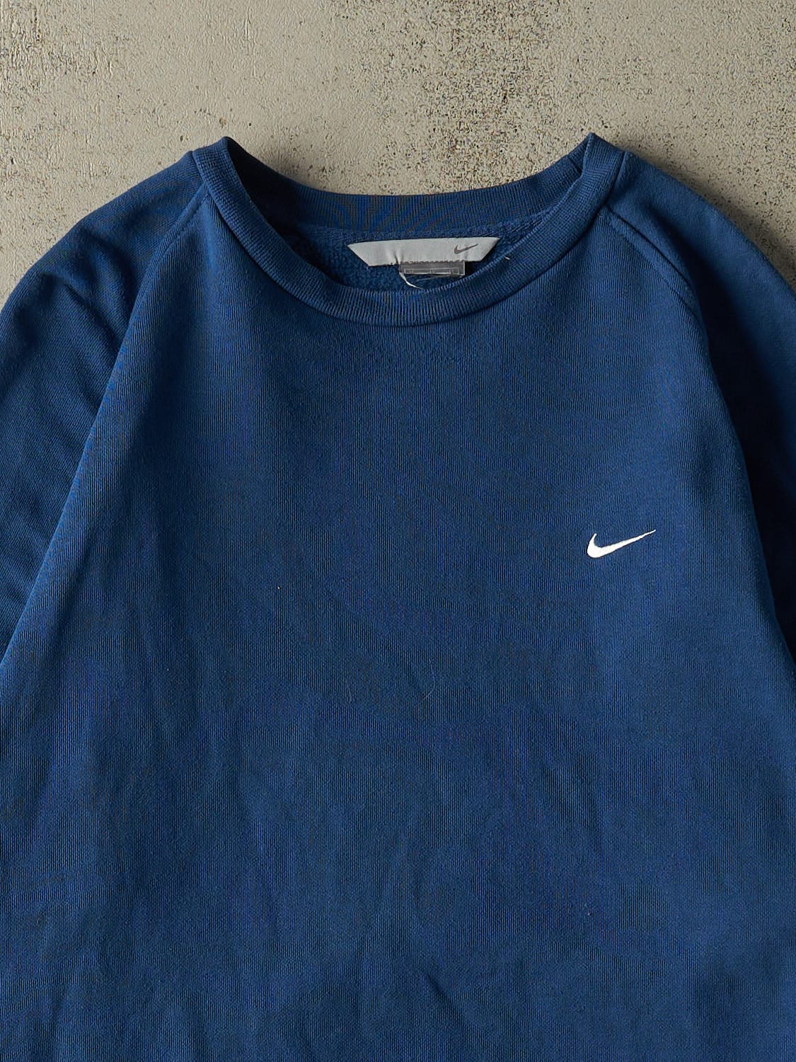 Vintage Y2K Blue Nike Embroidered Crewneck (L/XL)