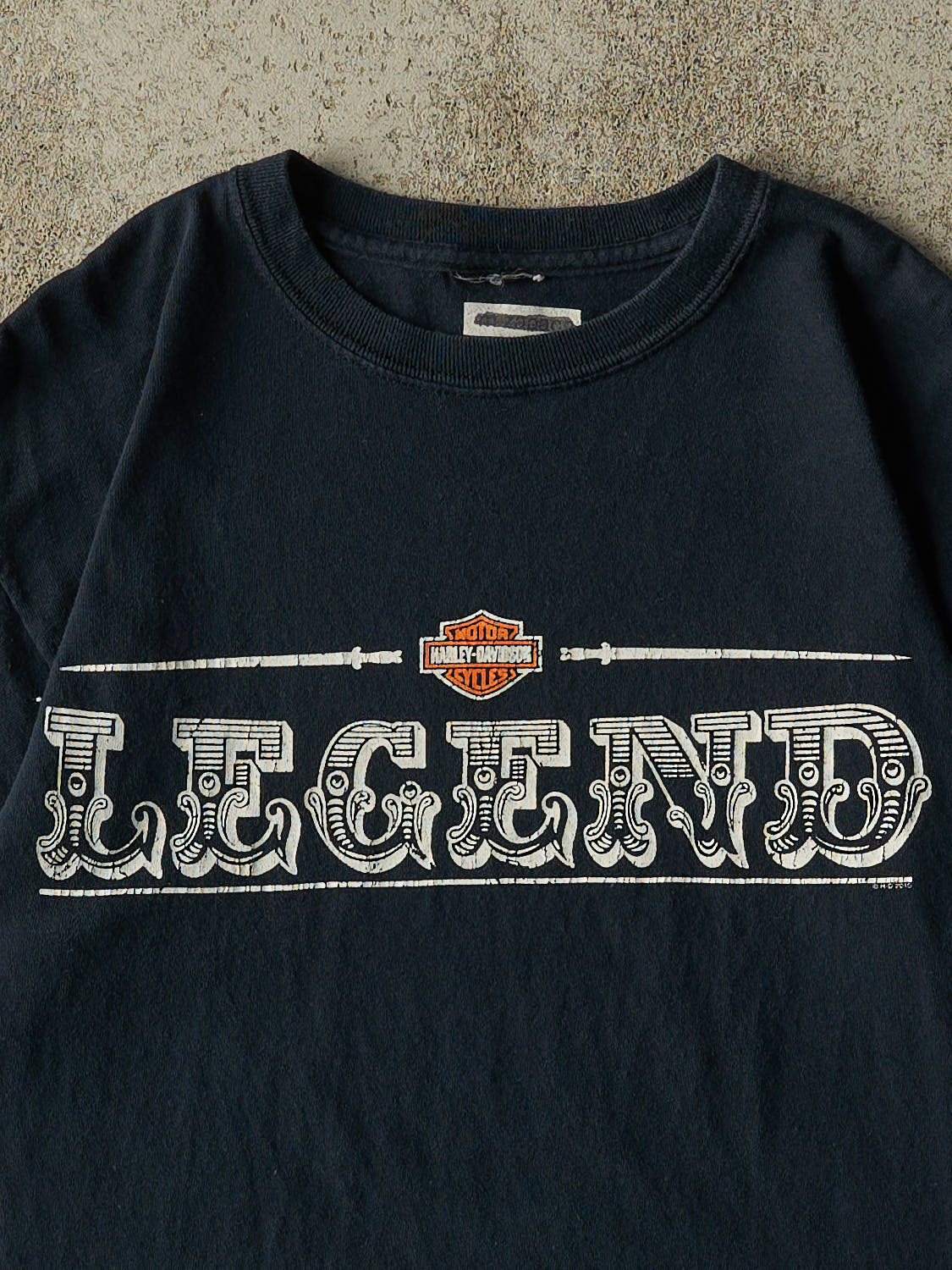 Vintage 10' Faded Black Harley Davidson Lisboa Portugal Tee (S/M)