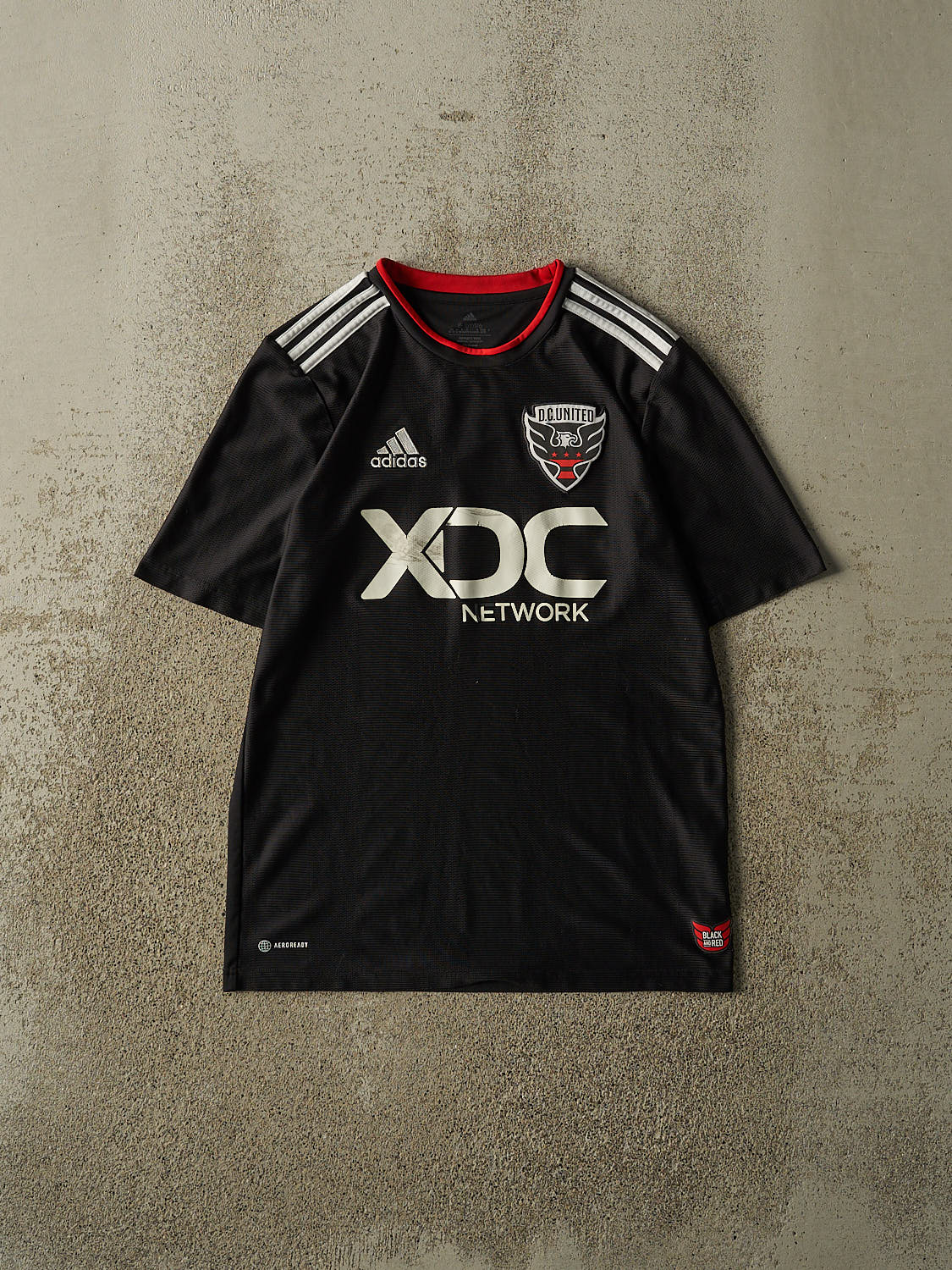 Vintage Y2K Black DC United Soccer Jersey (S/M)