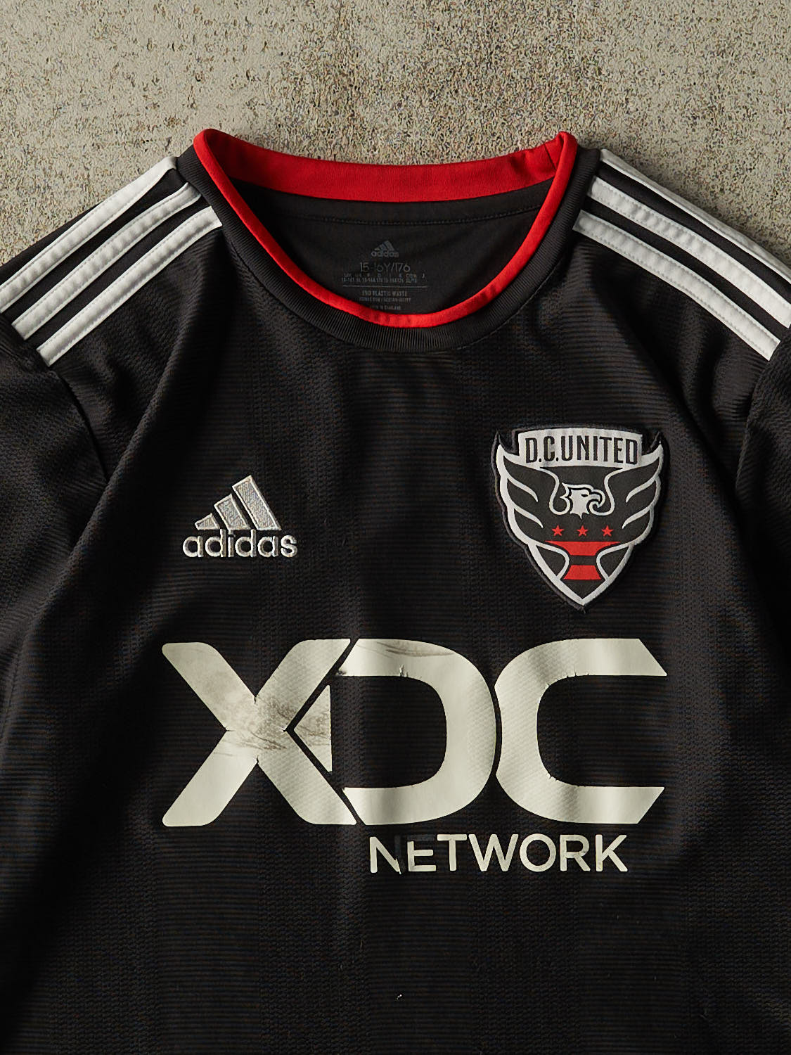 Vintage Y2K Black DC United Soccer Jersey (S/M)