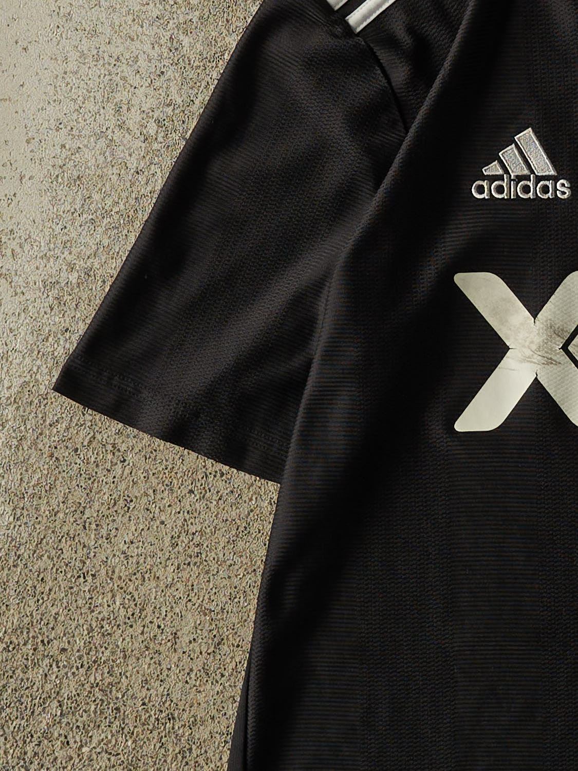 Vintage Y2K Black DC United Soccer Jersey (S/M)