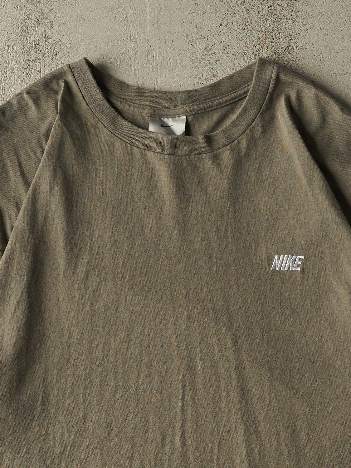 Vintage Y2K Green Nike Embroidered Logo Tee (XXL)