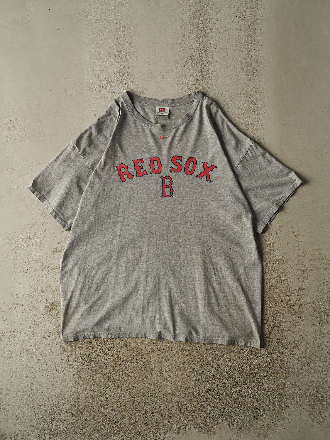 Vintage Y2K Grey Nike x Boston Red Sox Tee (XXL/XXXL)