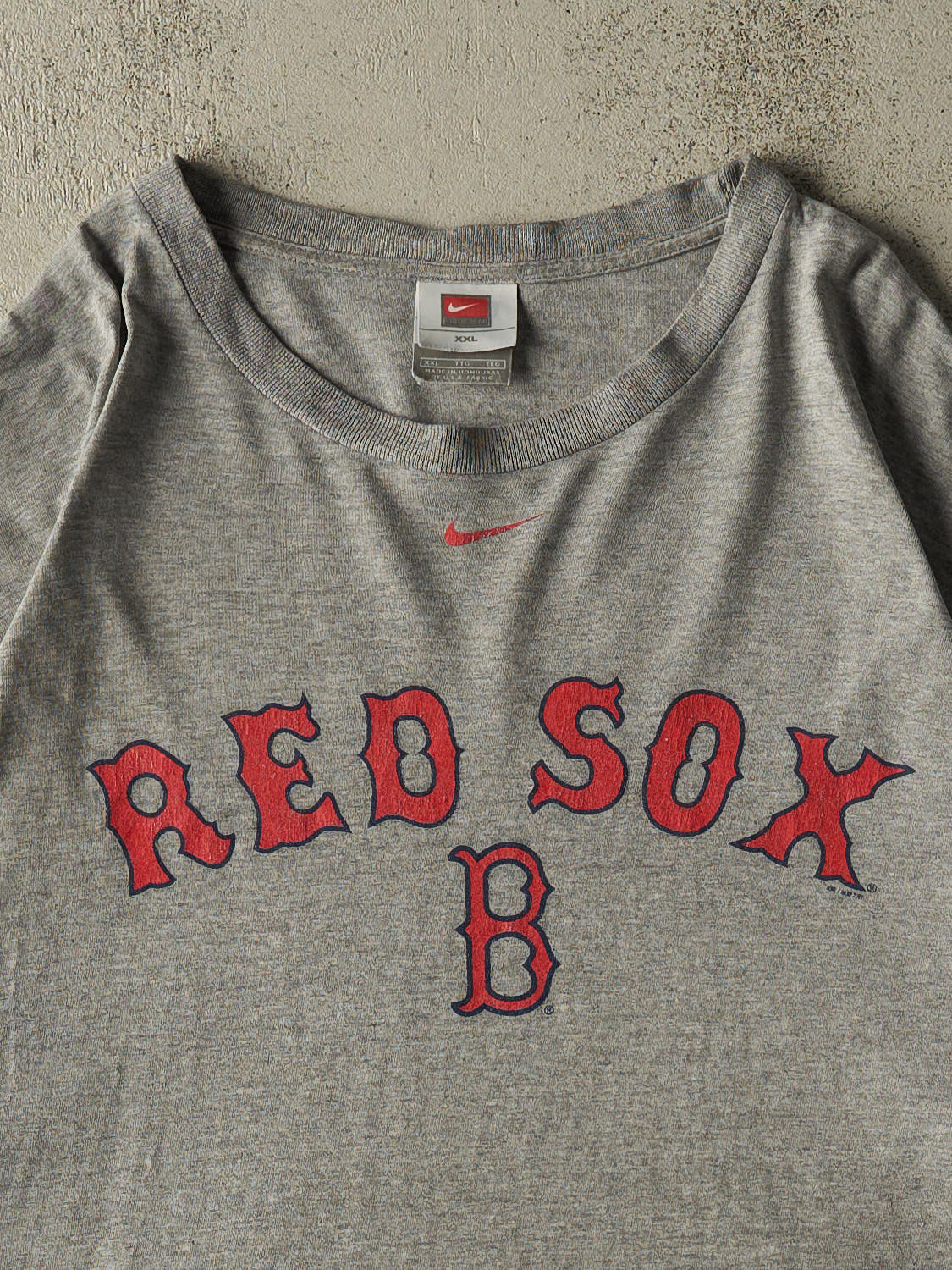 Vintage Y2K Grey Nike x Boston Red Sox Tee (XXL/XXXL)