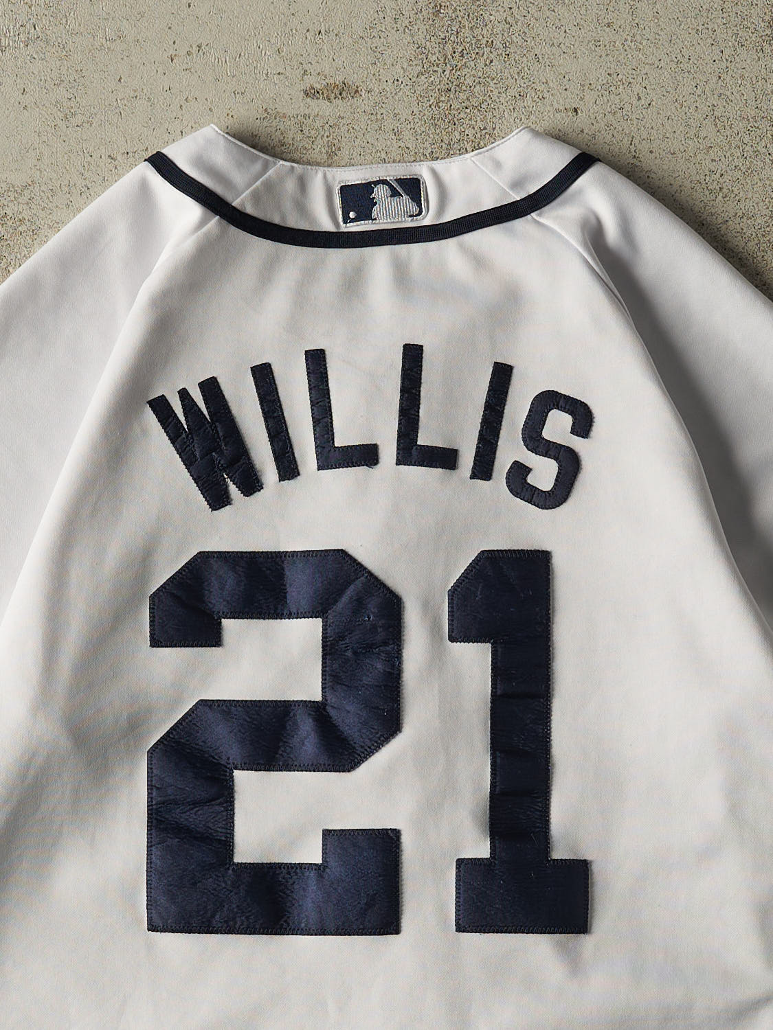 Vintage Y2K White Detroit Tigers #21 Willis Baseball Jersey (L)